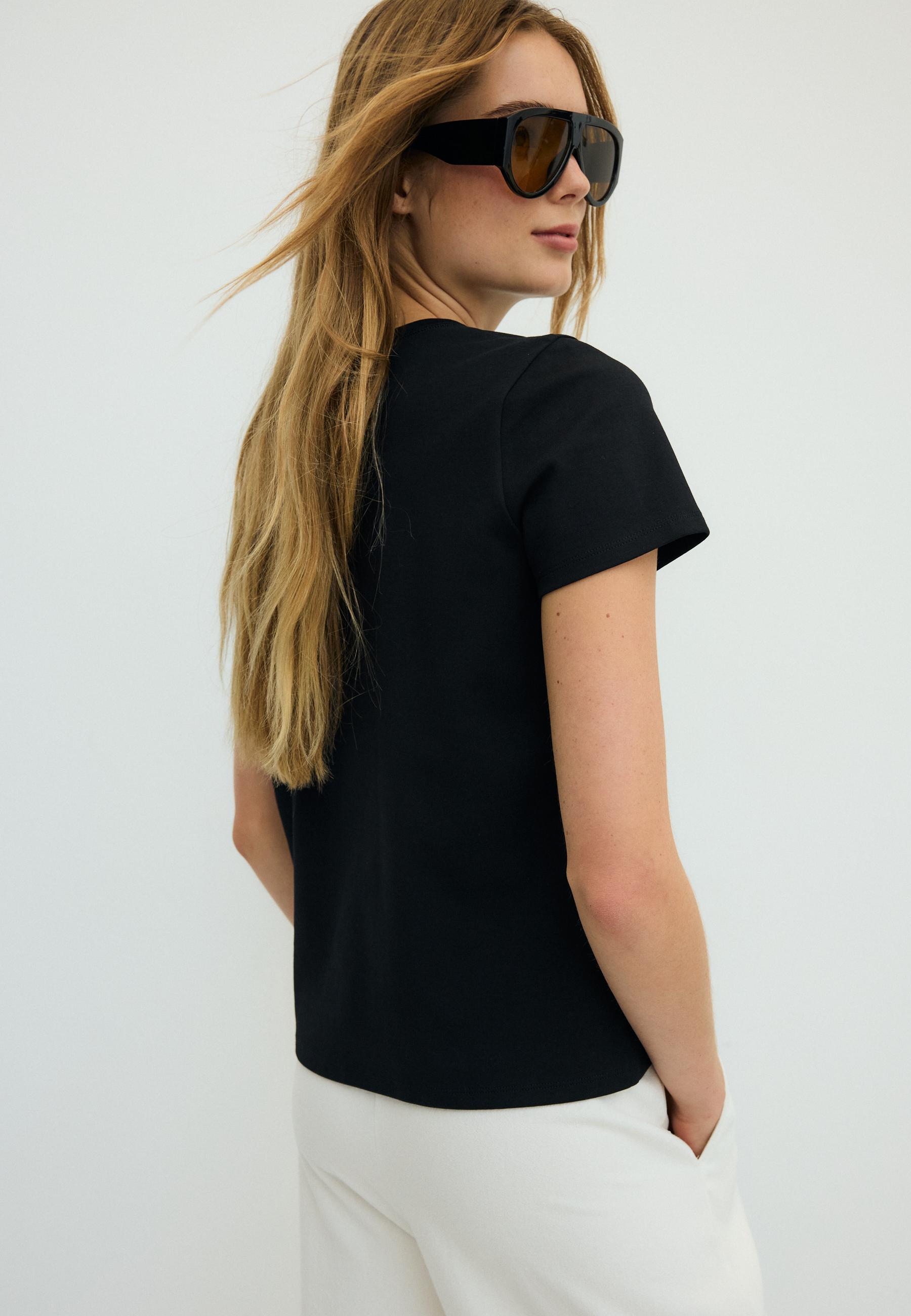 B02 Soft-touch regular basic T-shirt — Black