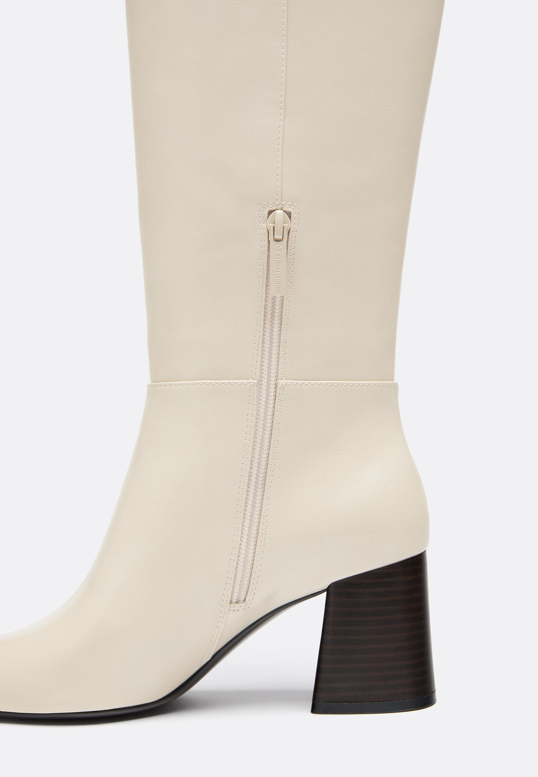White high-heeled boots — ECRU