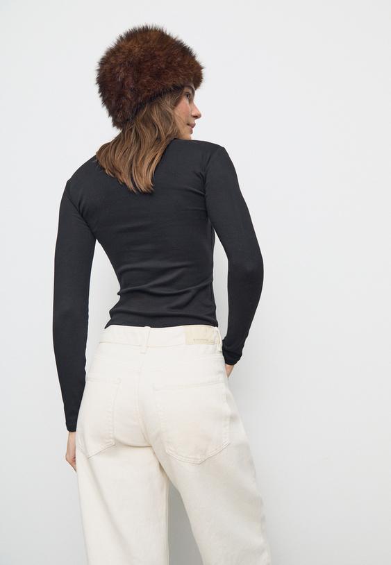 camiseta basica manga larga