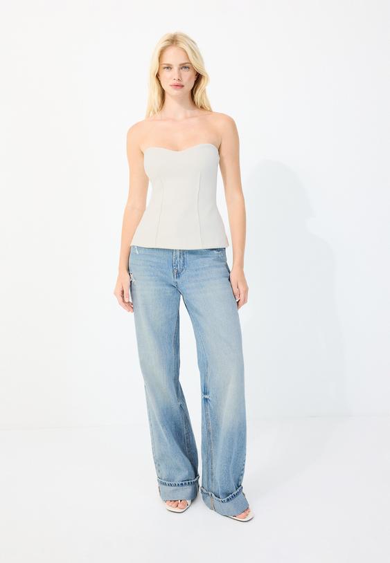bandeau com decote coracao