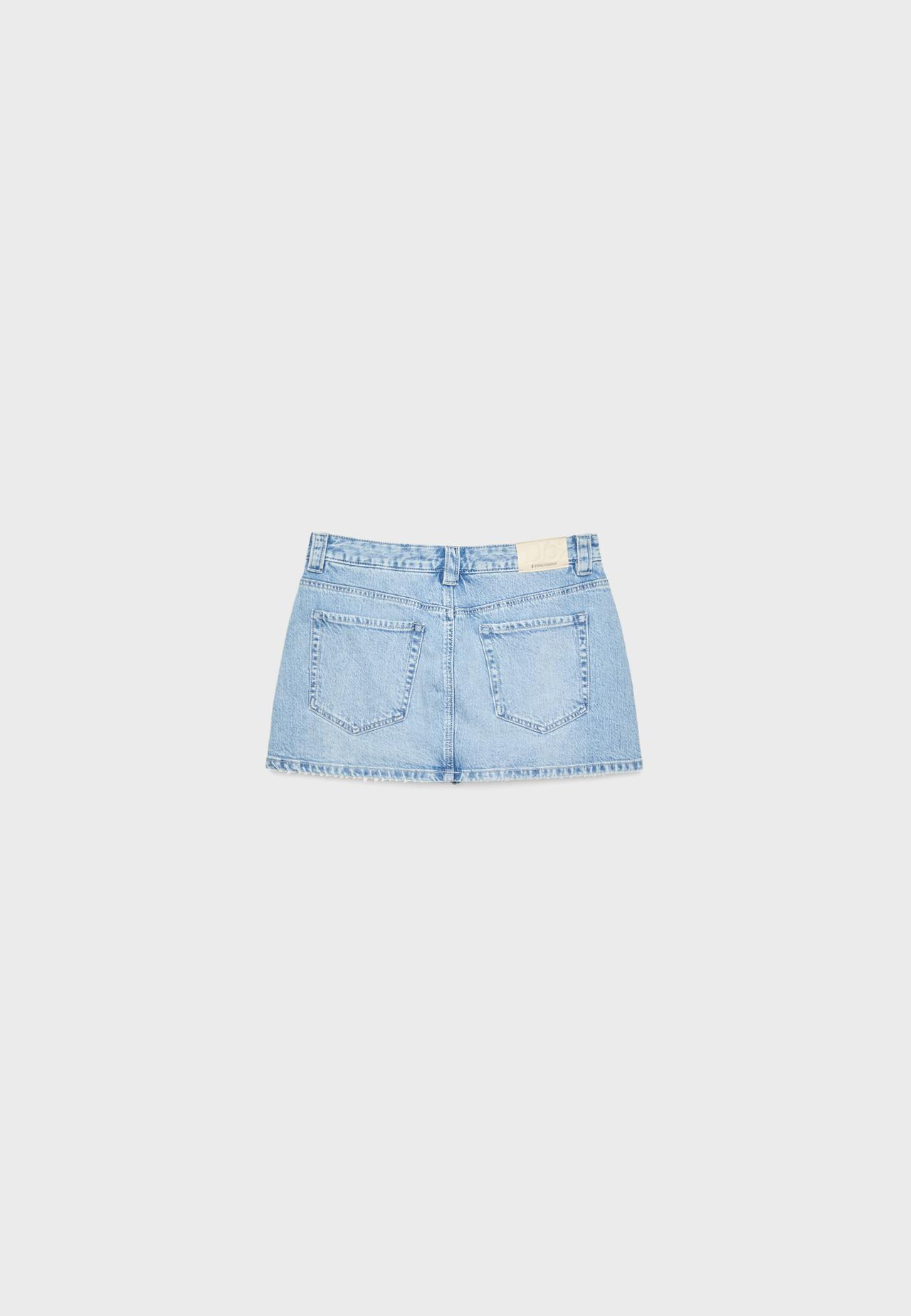 D62 denim skort — LIGHT BLEACH