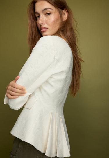 Asymmetric jacquard blazer — Ecru 3
