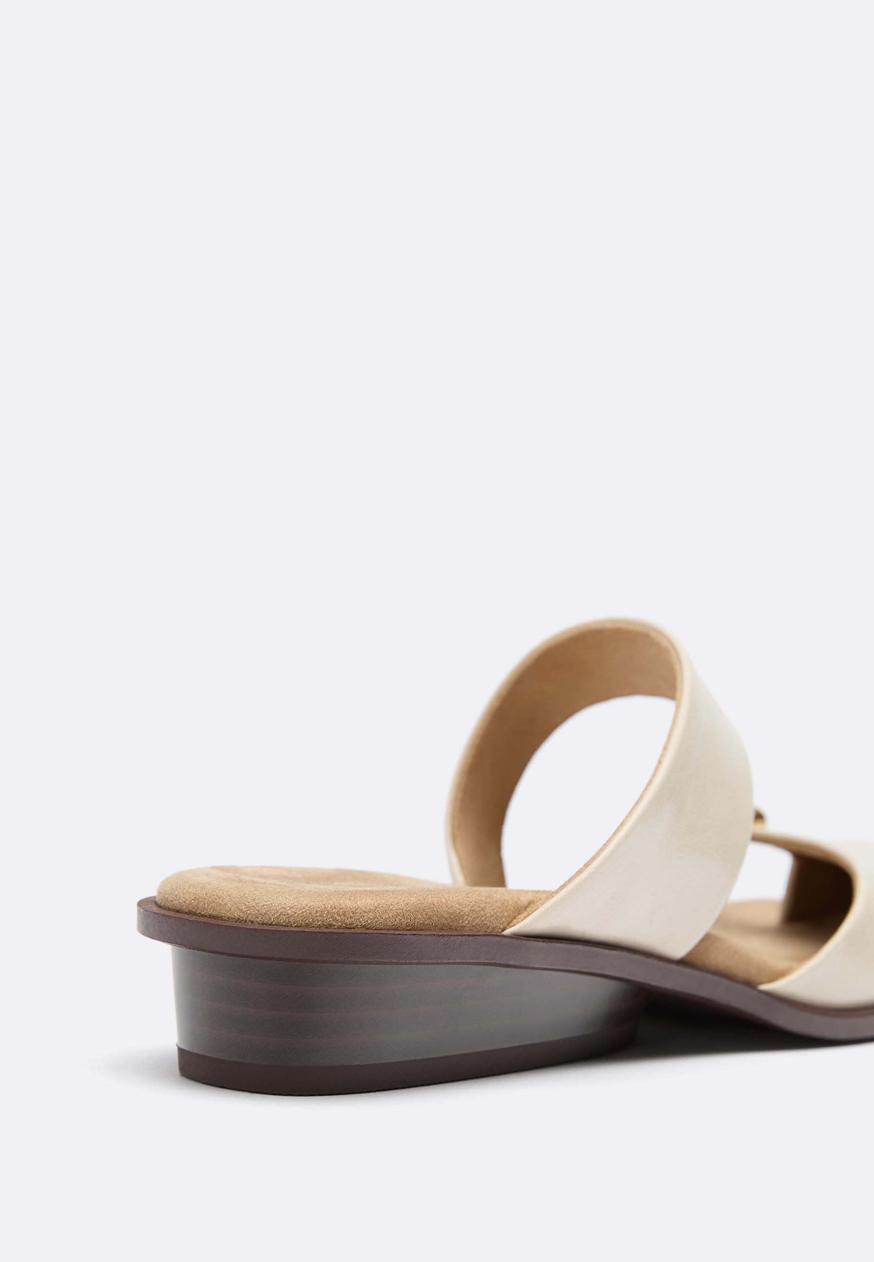 Asymmetric wedge heeled sandals — ECRU