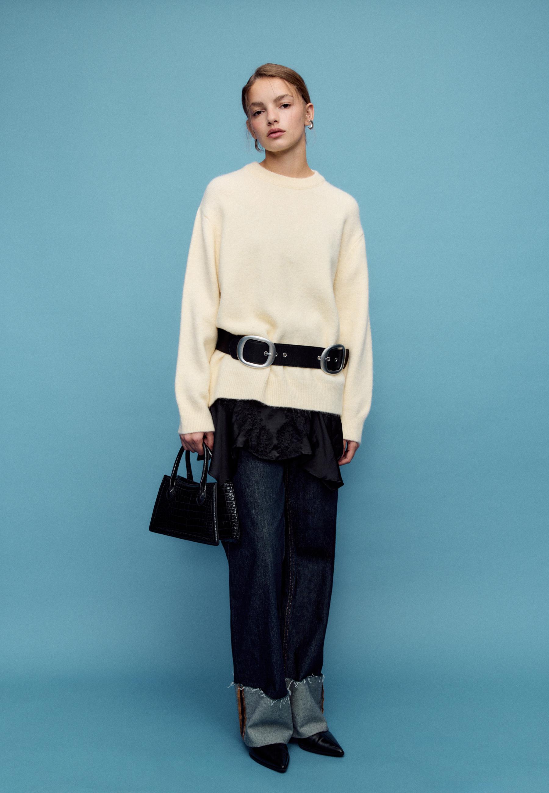 Trapeze shoulder bag with coconut effect - Women's fashion