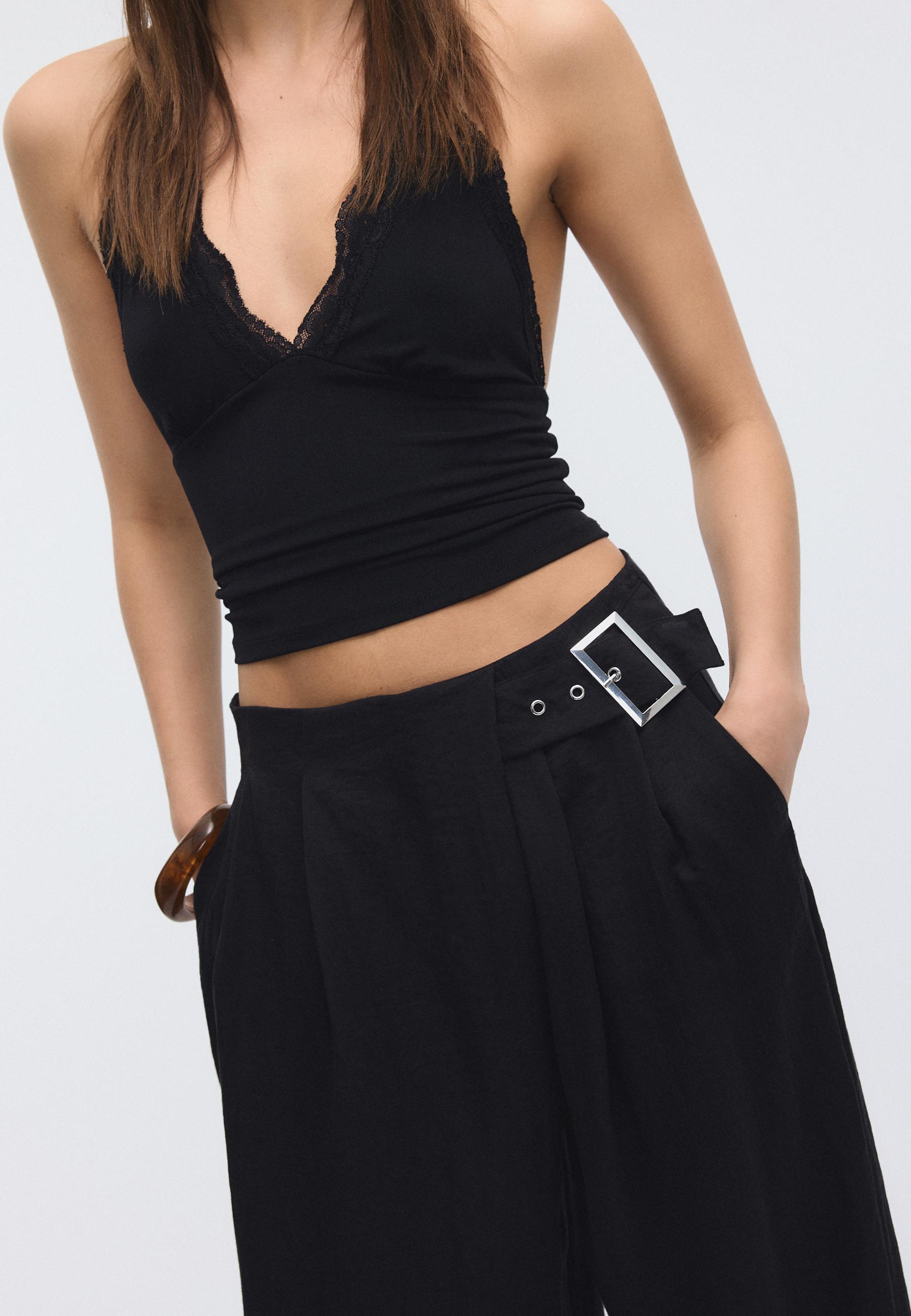 Flowing trousers with a buckle — Black