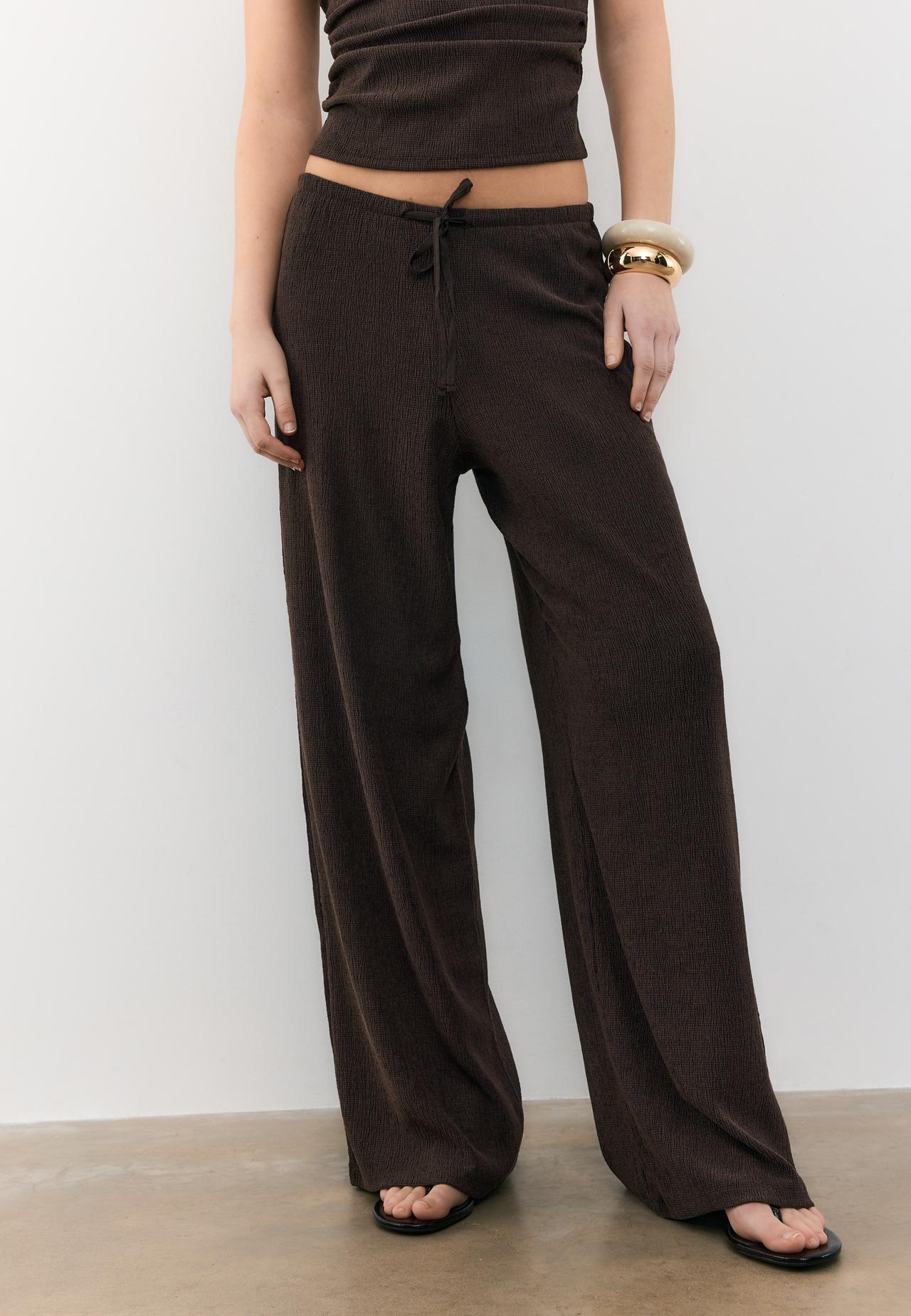 Creased-effect straight trousers — Brown