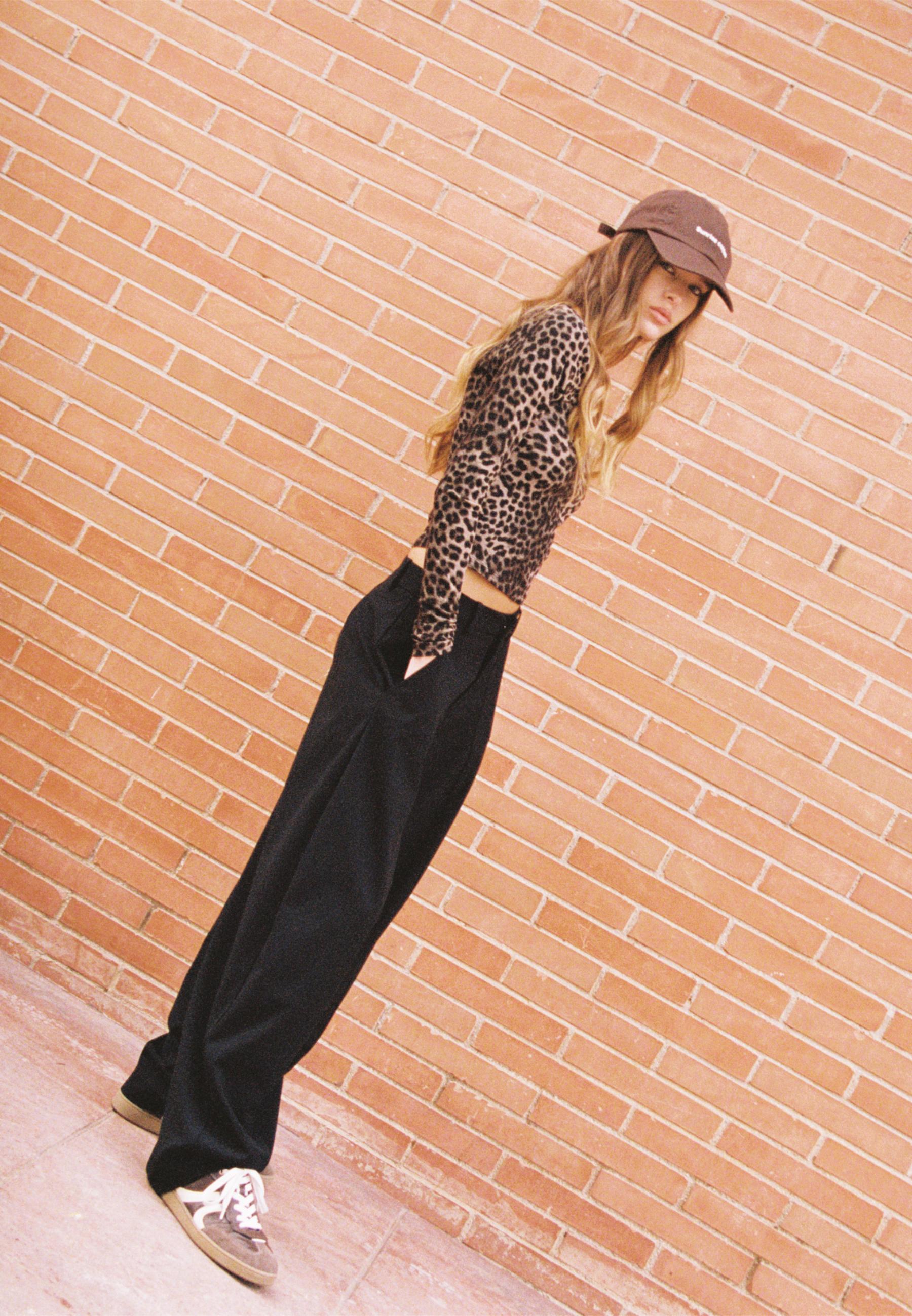 Smart baggy trousers with seam detail — Black