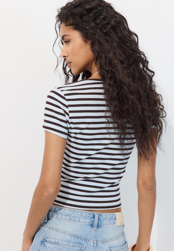 basic slim fit striped tshirt