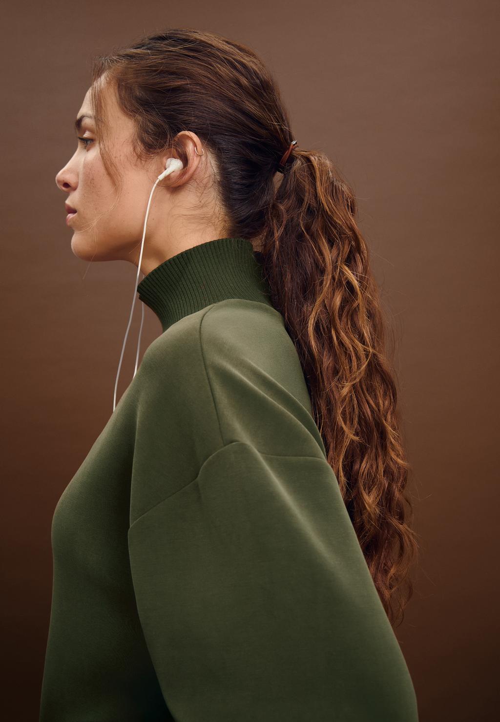 Ribbed soft-touch contrast sweatshirt