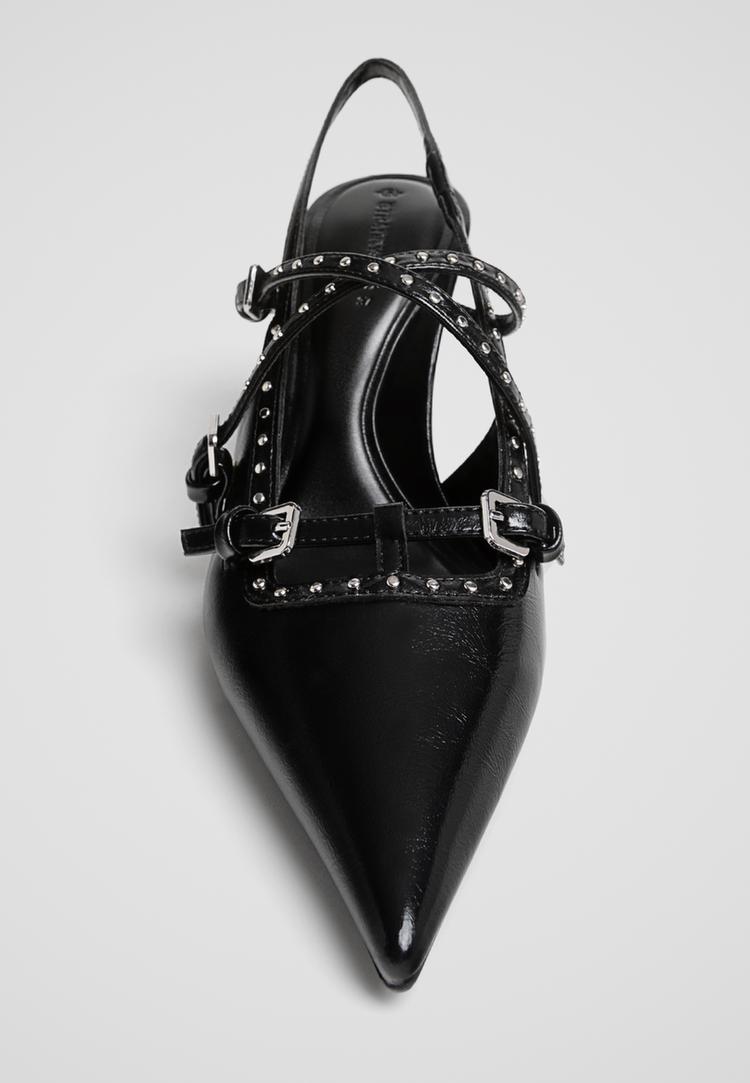 zapatos tacon tachas