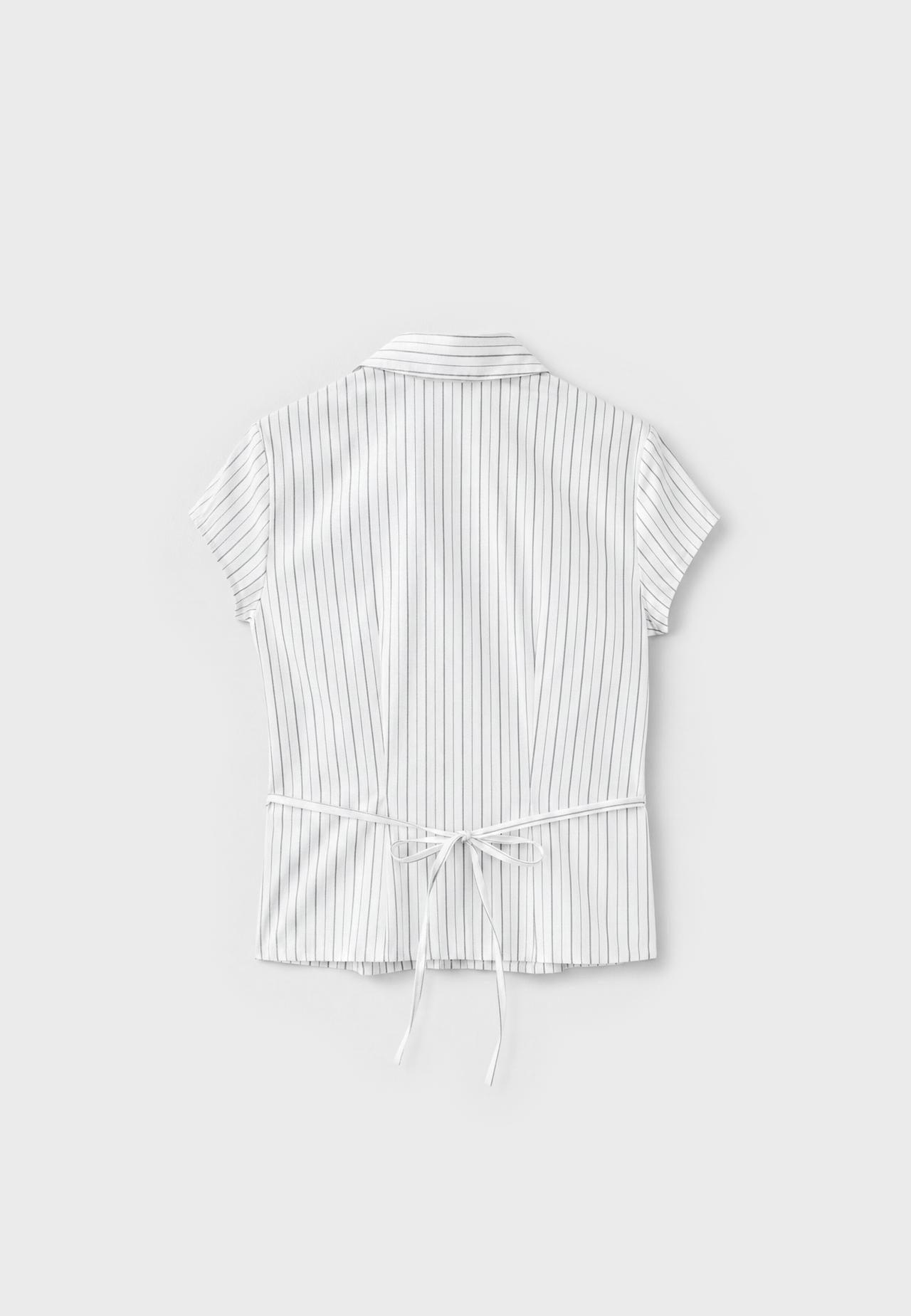Short sleeve shirt with underbust seam — Ecru