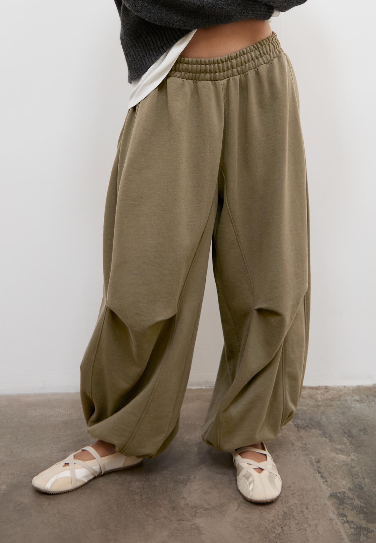 Balloon jogger trousers with stoppers — Khaki