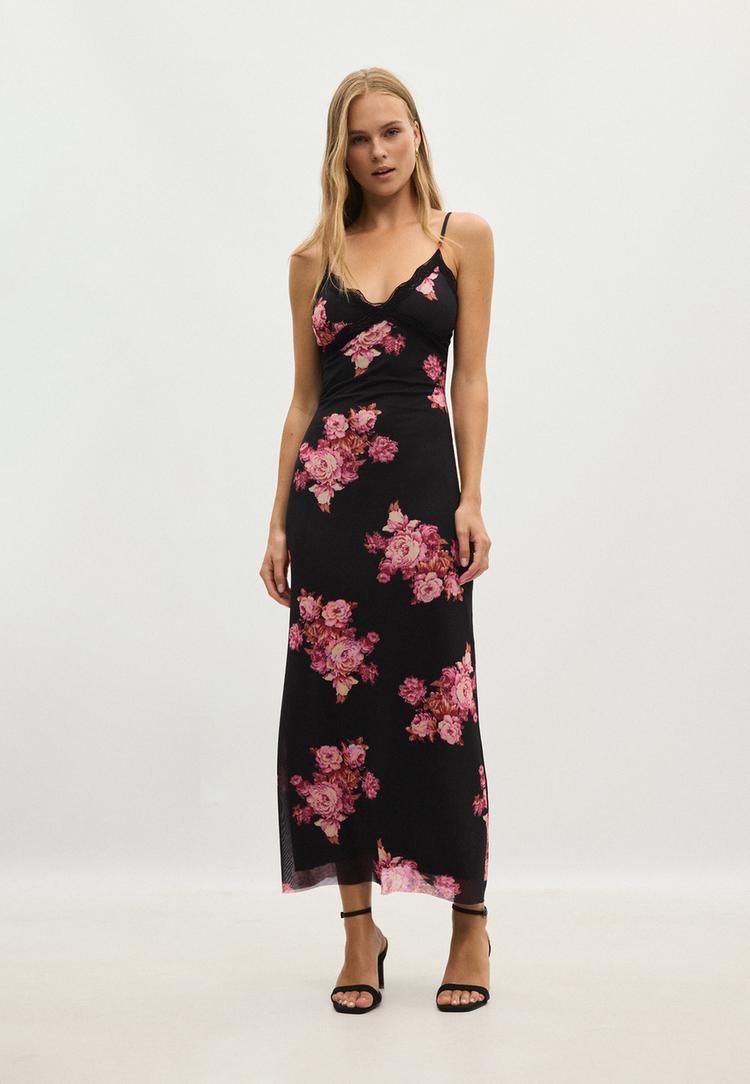 Stradivarius Midi Haljina Od Tila S Čipkom Black L