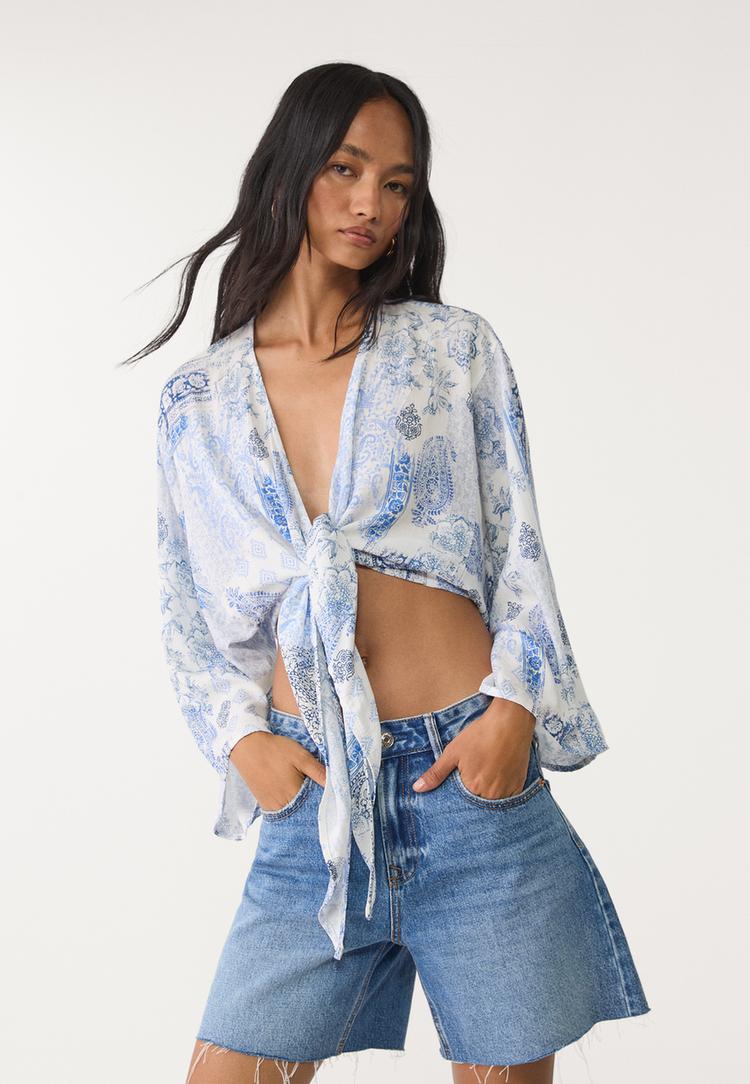 blusa fluida nudo