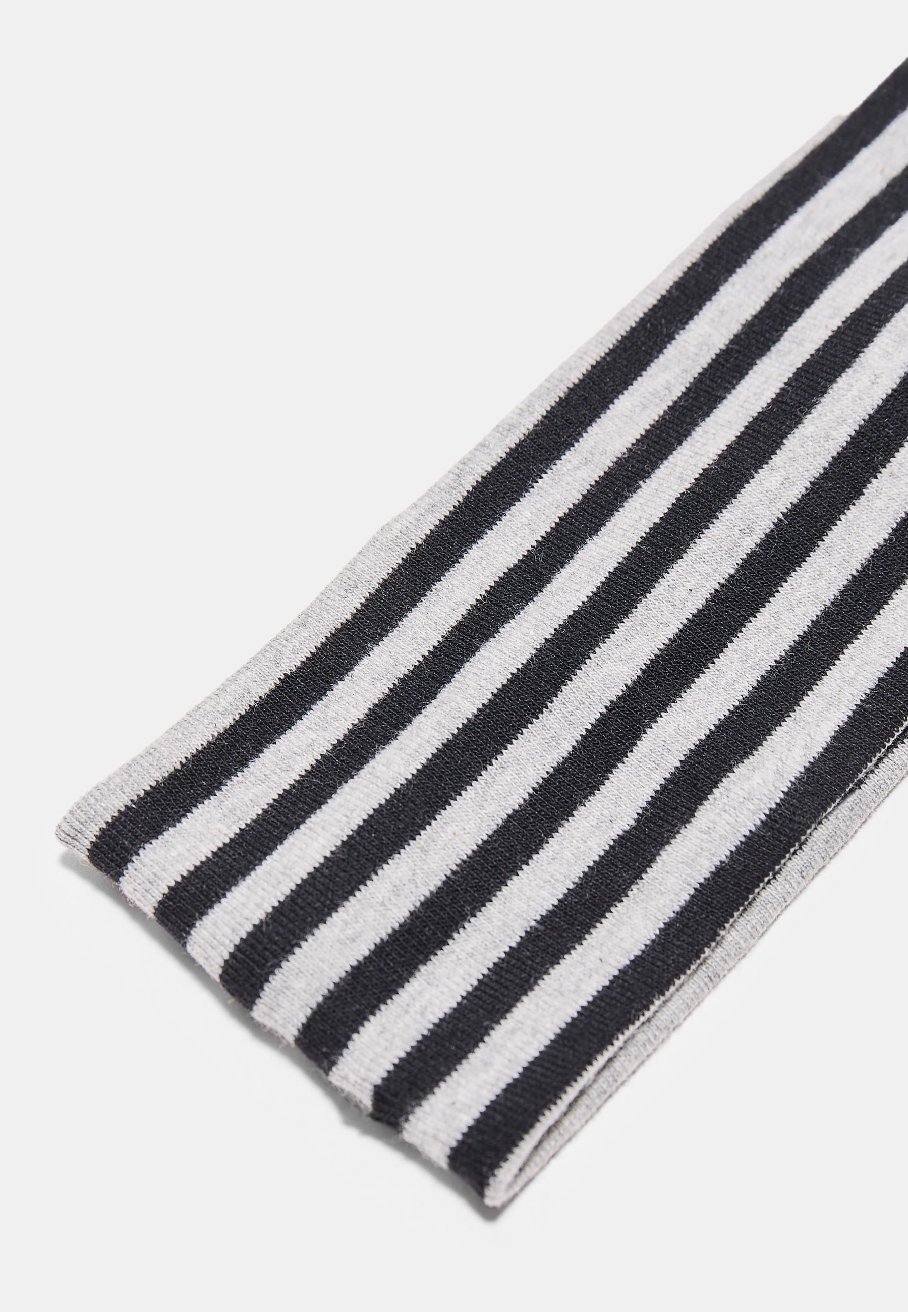 Set of 2 fur ribbons — Black (alternate view)