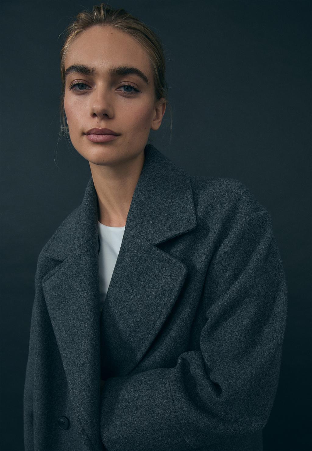 Abrigo oversize tacto suave