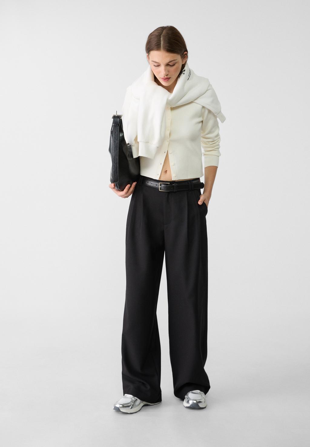 Smart wide-leg trousers with belt