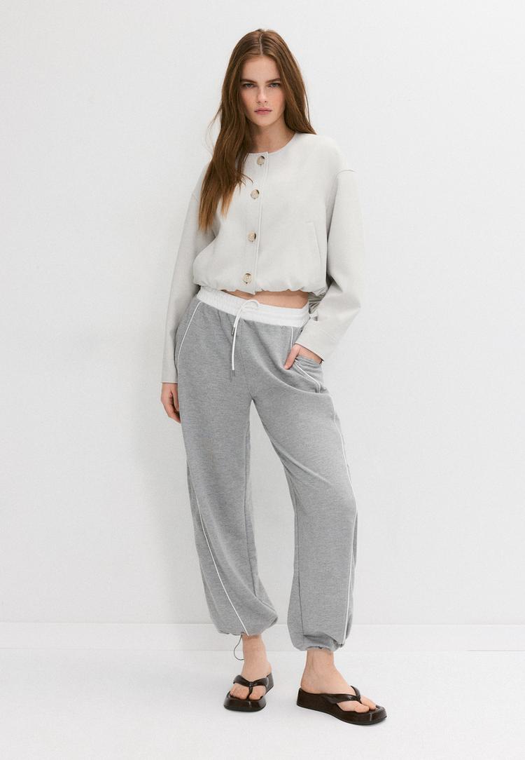 Ватирано Яке С Обло Деколте