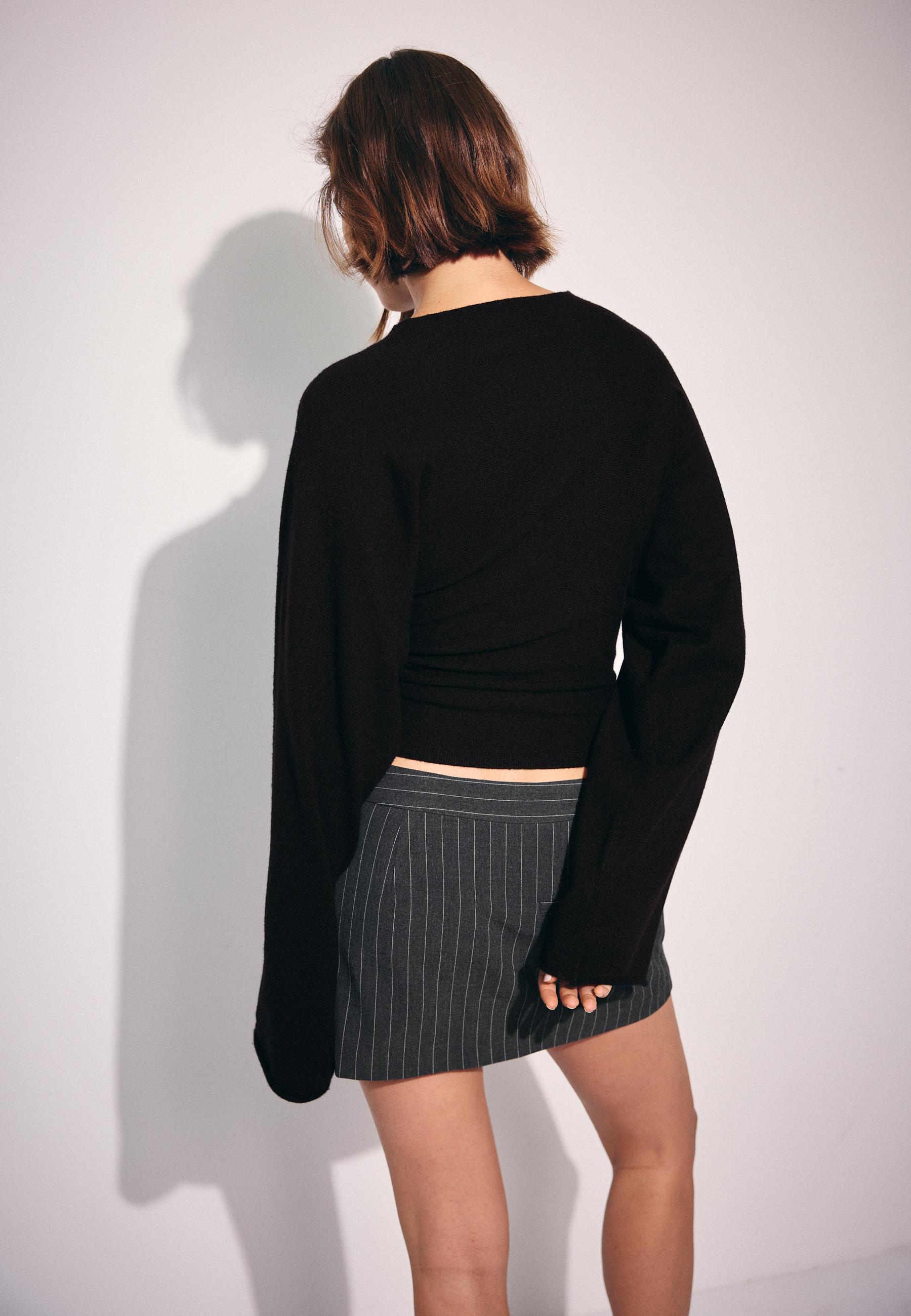 Stand collar knit jumper with kimono sleeves — Black