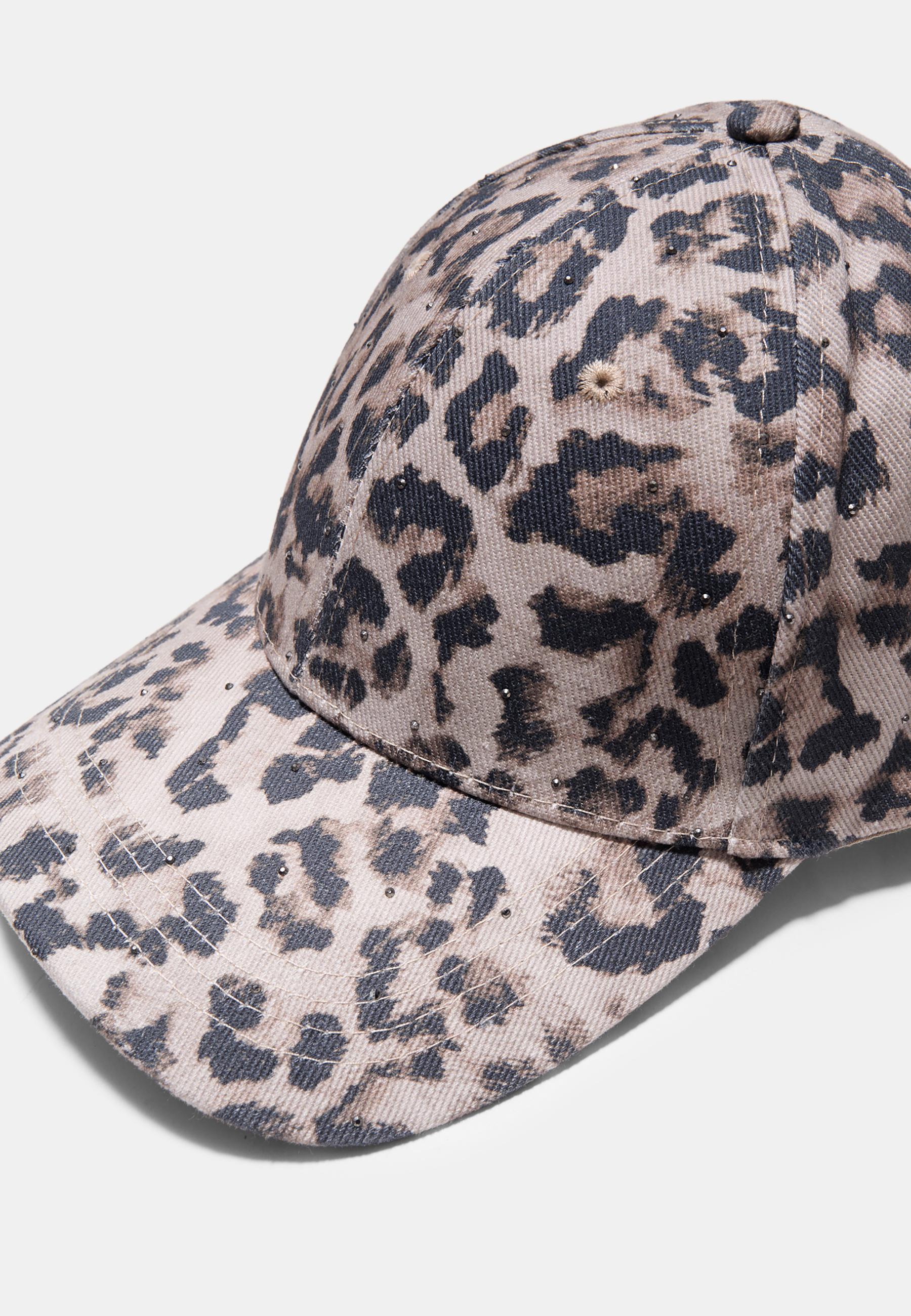 Leopard print cap with rhinestones — Beige
