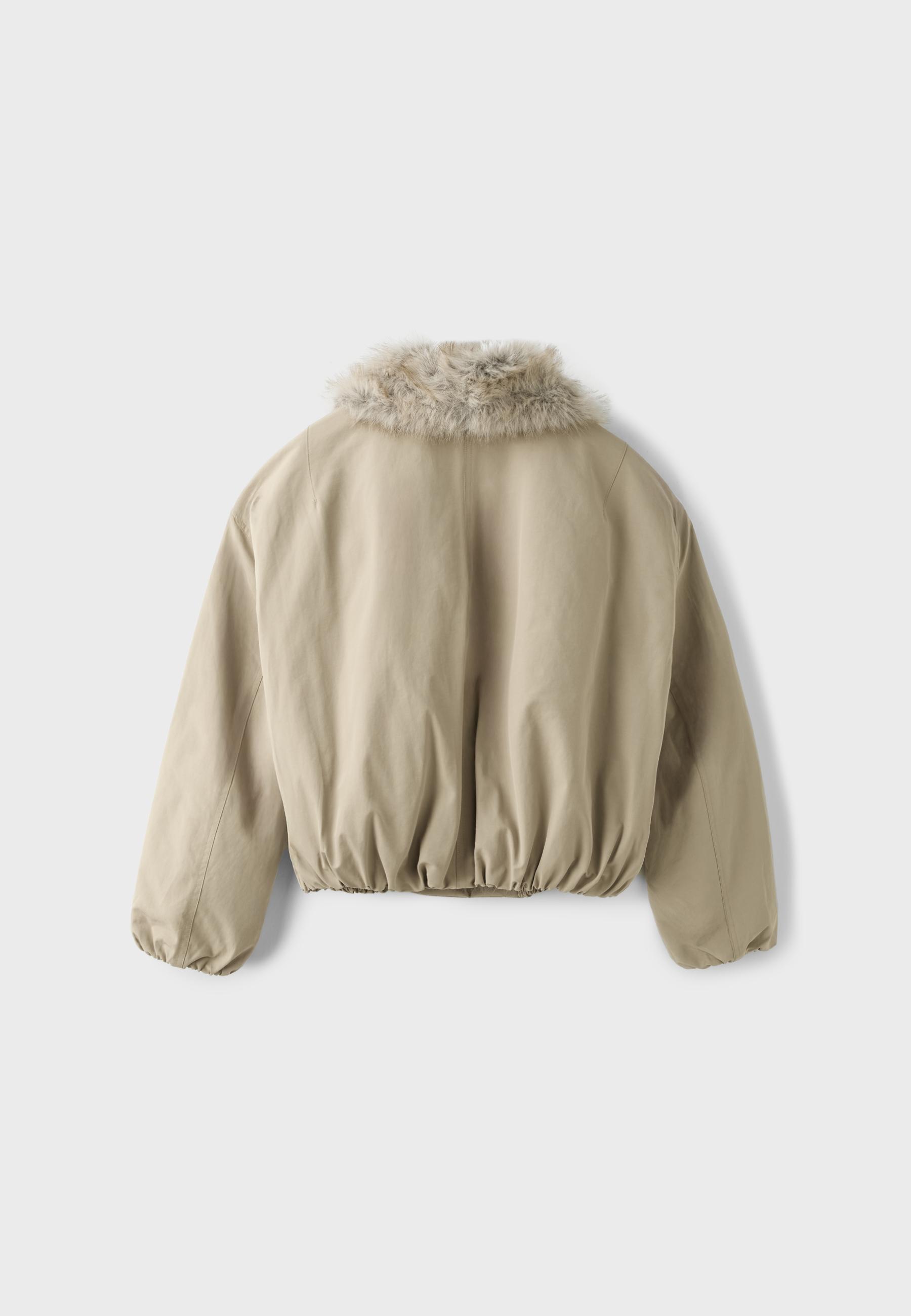 Padded jacket with faux fur collar — Beige