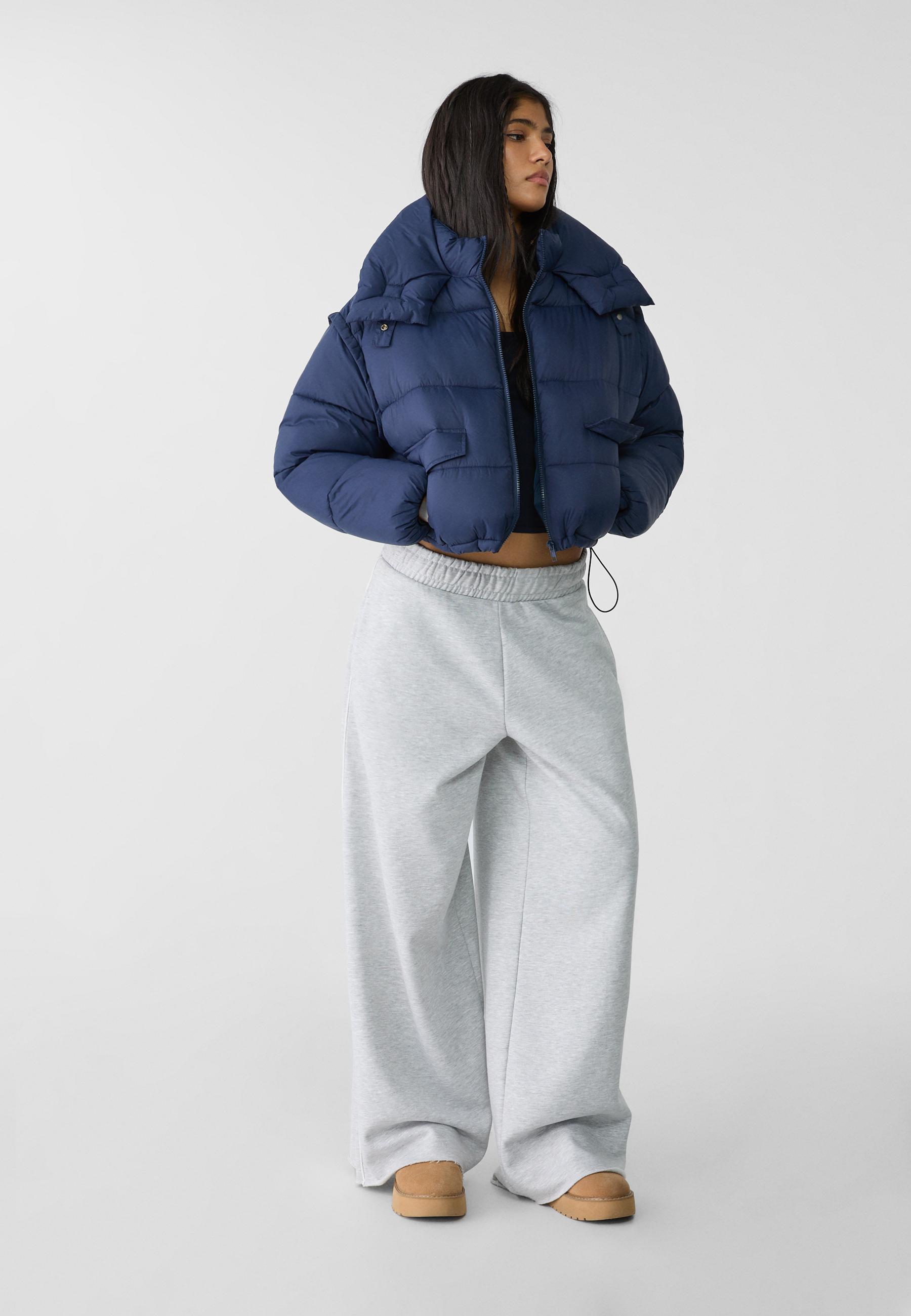 Cropped hooded puffer jacket - Women's fashion | Stradivarius Canada