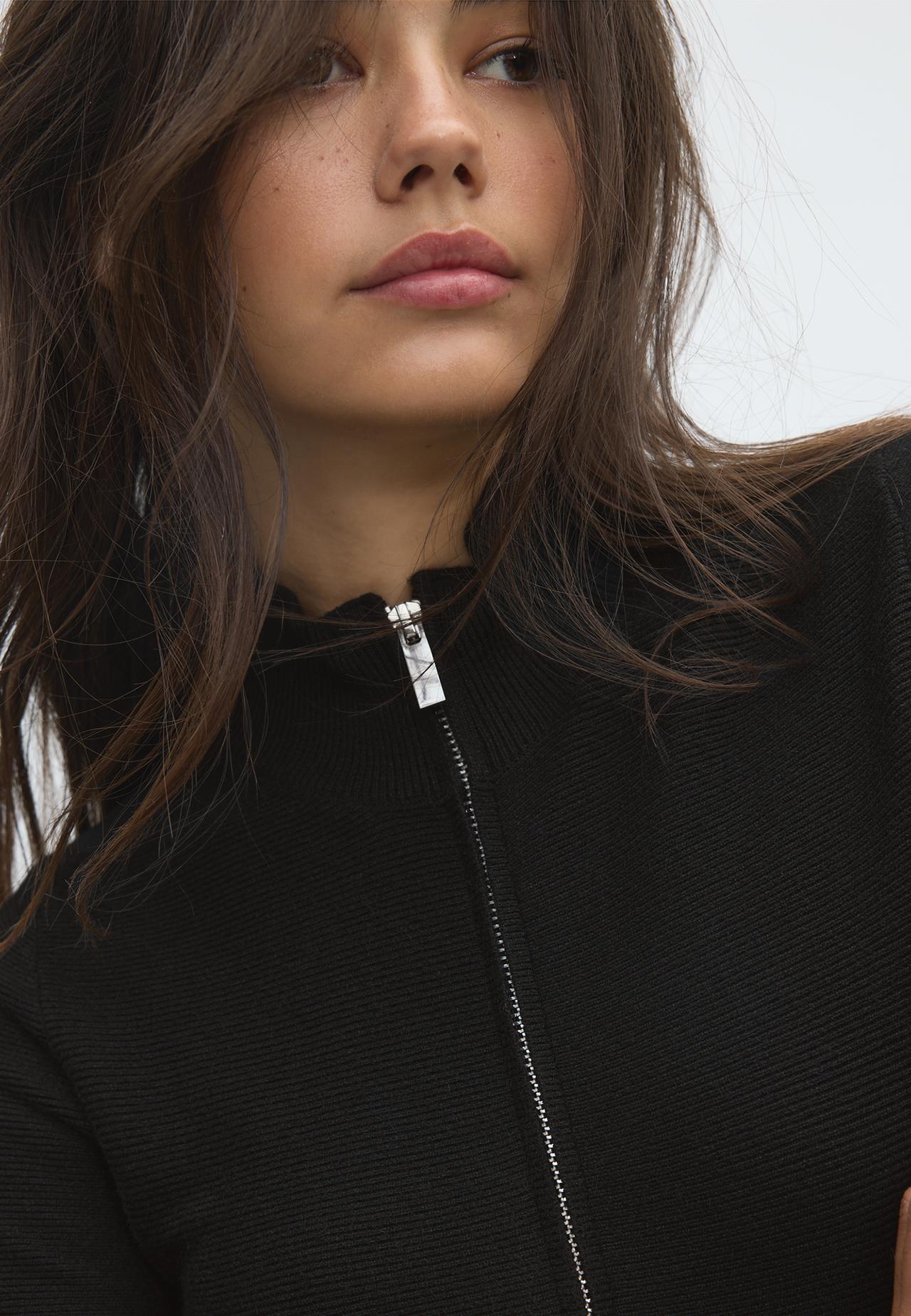Peplum knit sweater — Black