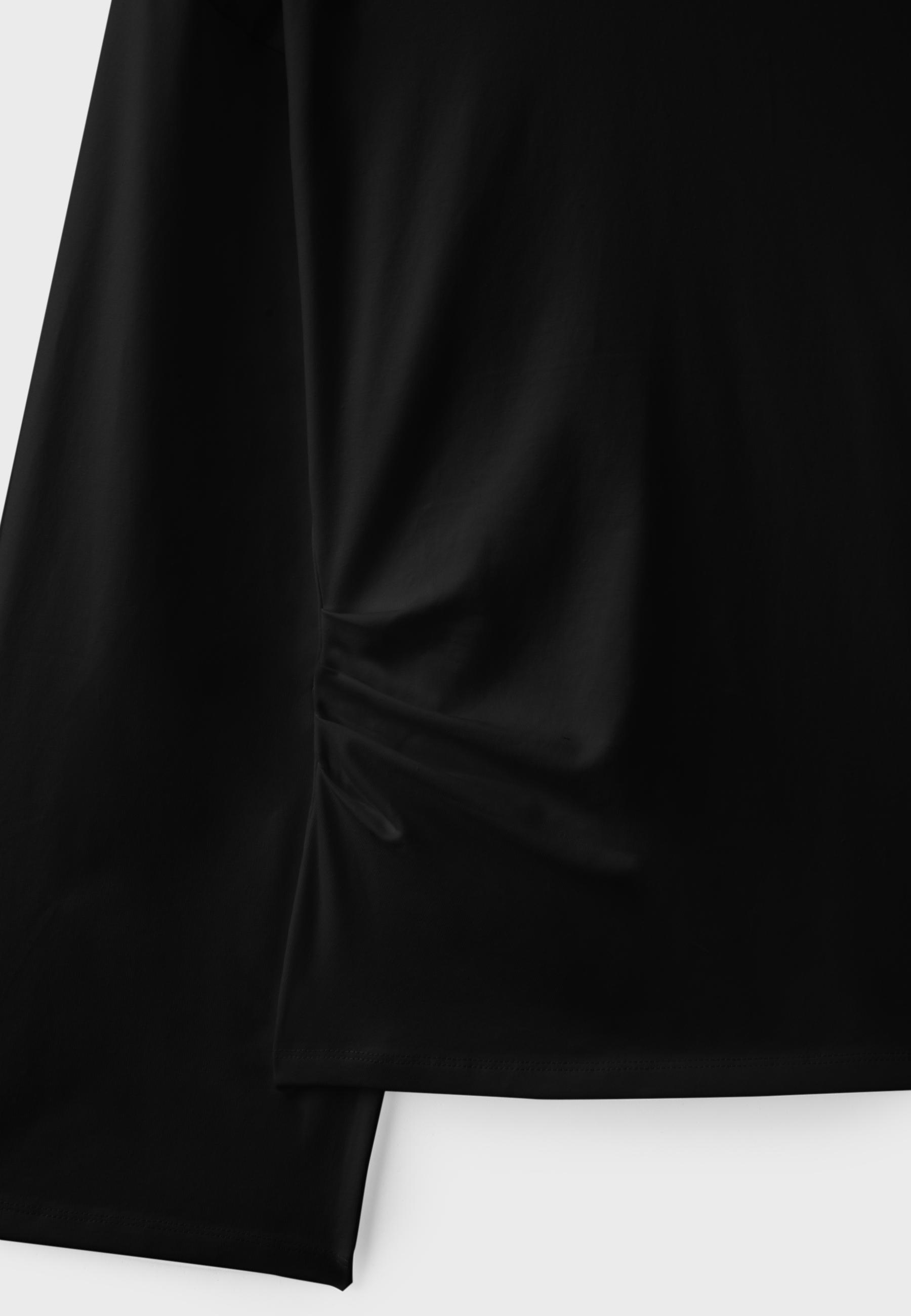 B11 Japanese-inspired long sleeve fitted waist T-shirt — Black
