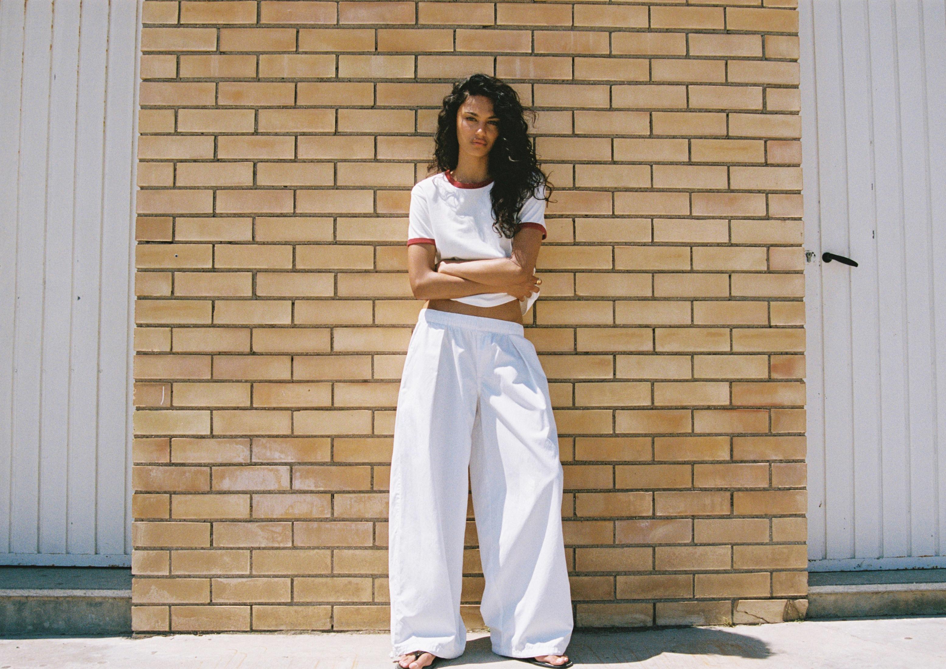 Barrel poplin trousers with stoppers — White