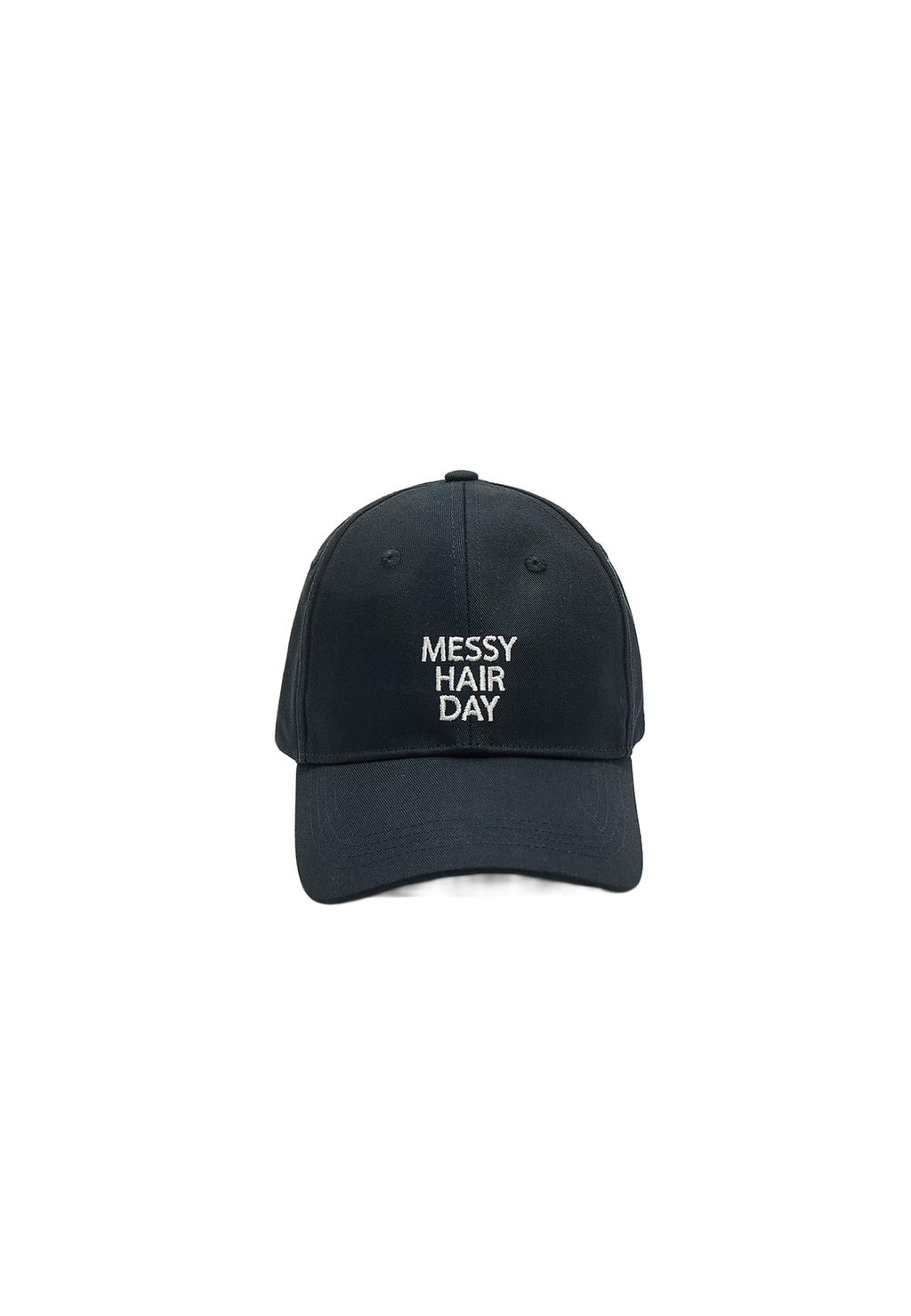 Gorra mensaje bordado