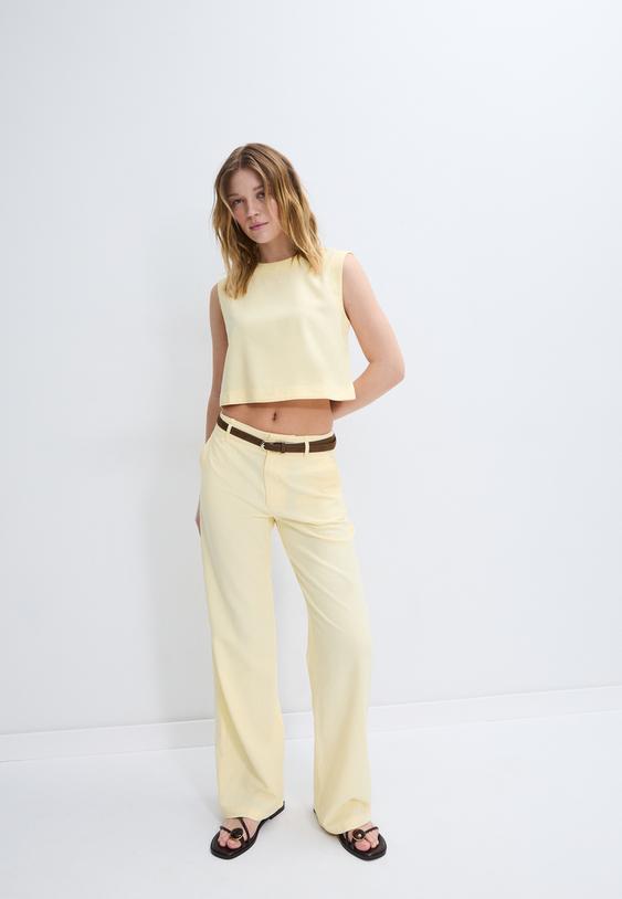 Stradivarius Top Dos Nageur Effet Lin Or S