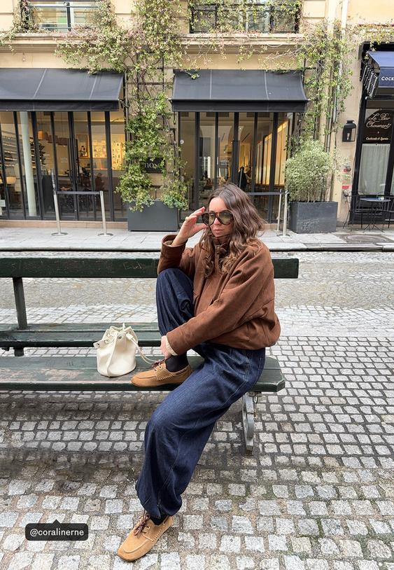 Stradivarius Rigid Eyelet Bucket Bag Ecru Os