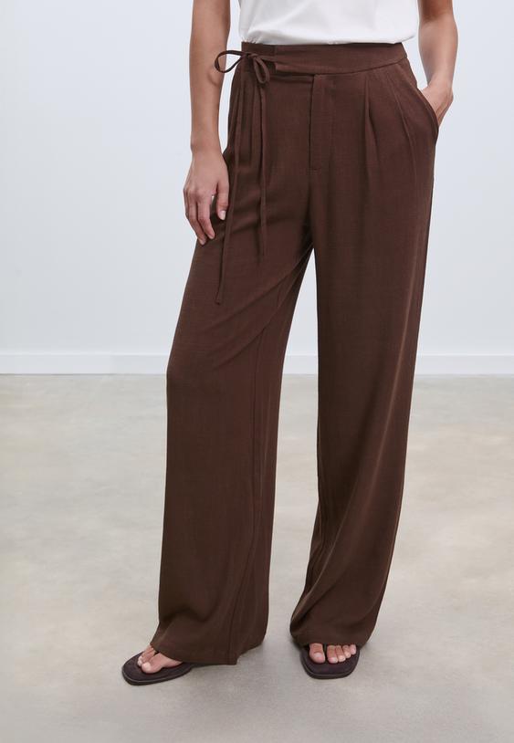 flowing linen effect trousers with bow