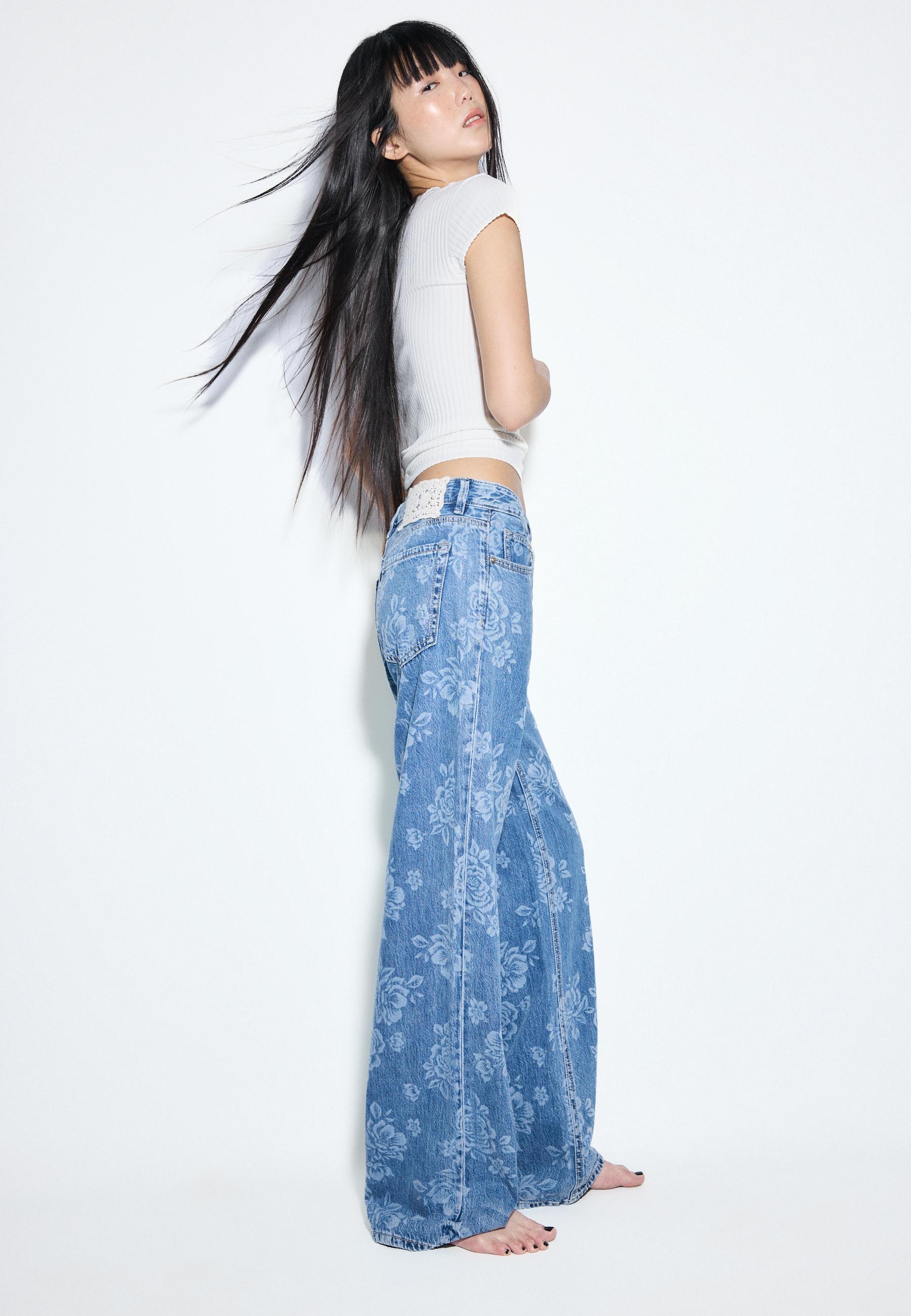 Lazer çiçek desenli straight fit jean