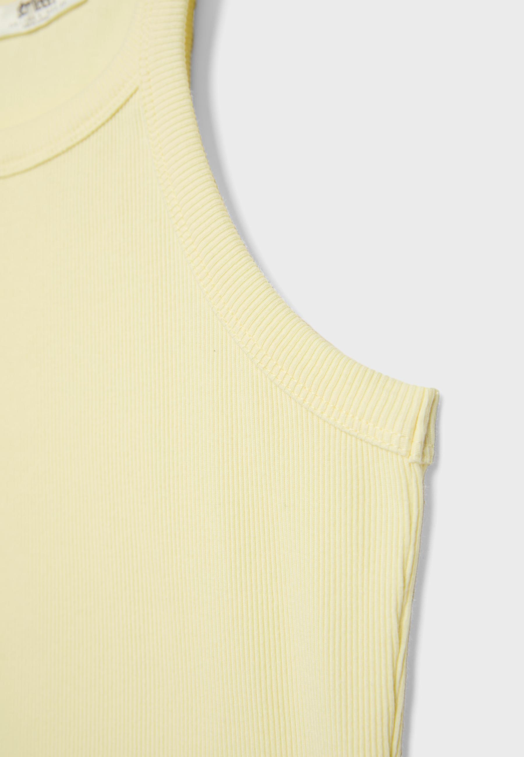 Racerback T-shirt — Pastel yellow