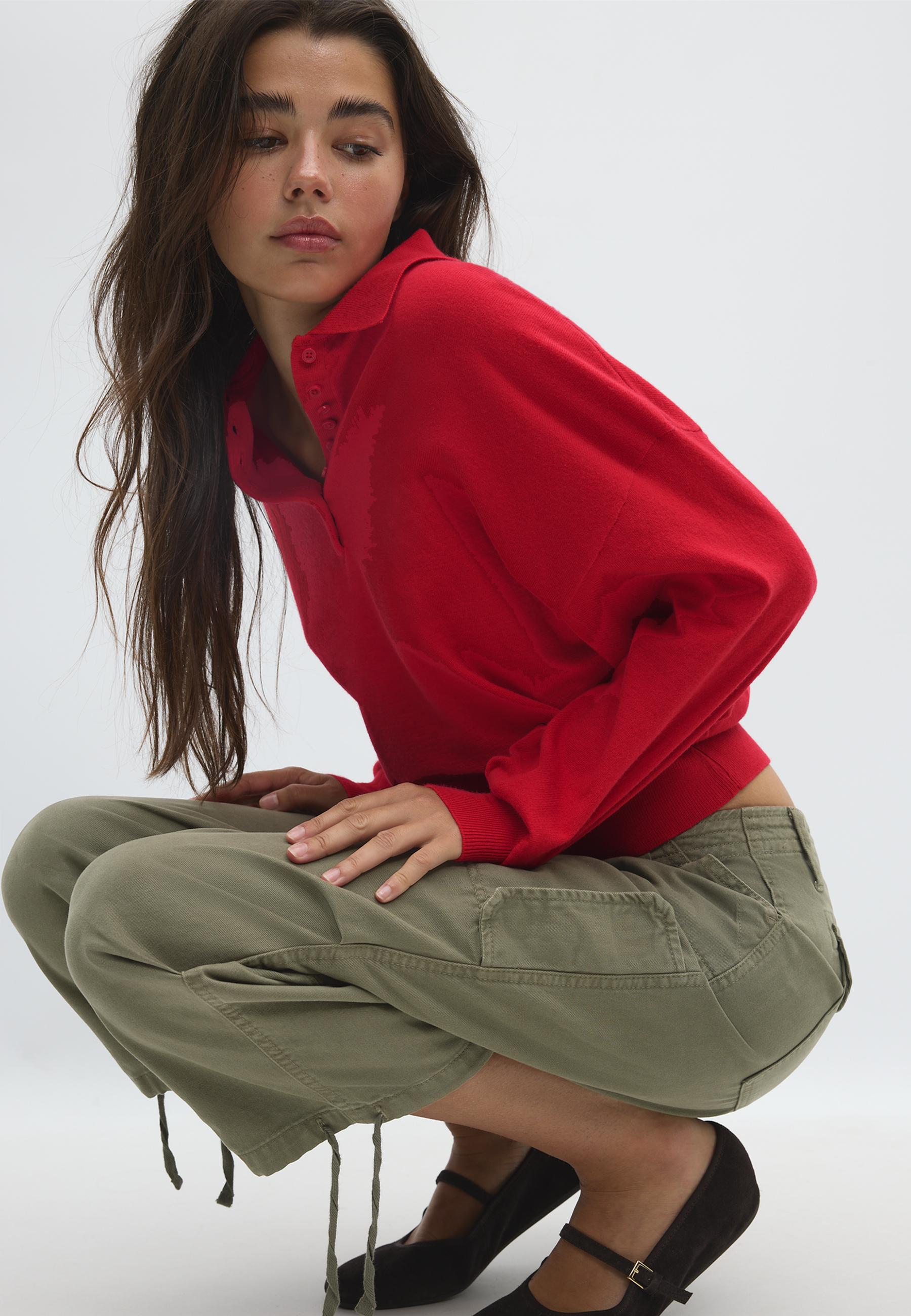 Polo collar knit sweater — Red