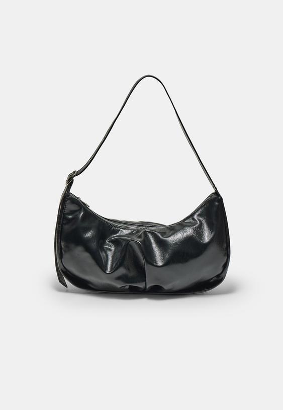 parlak pileli omuz cantas