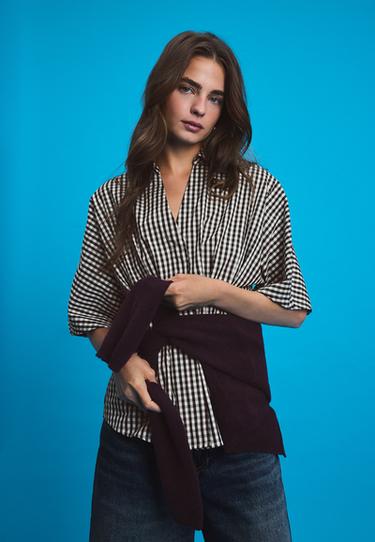 Fitted kimono sleeve shirt with pleats — Ecru 3
