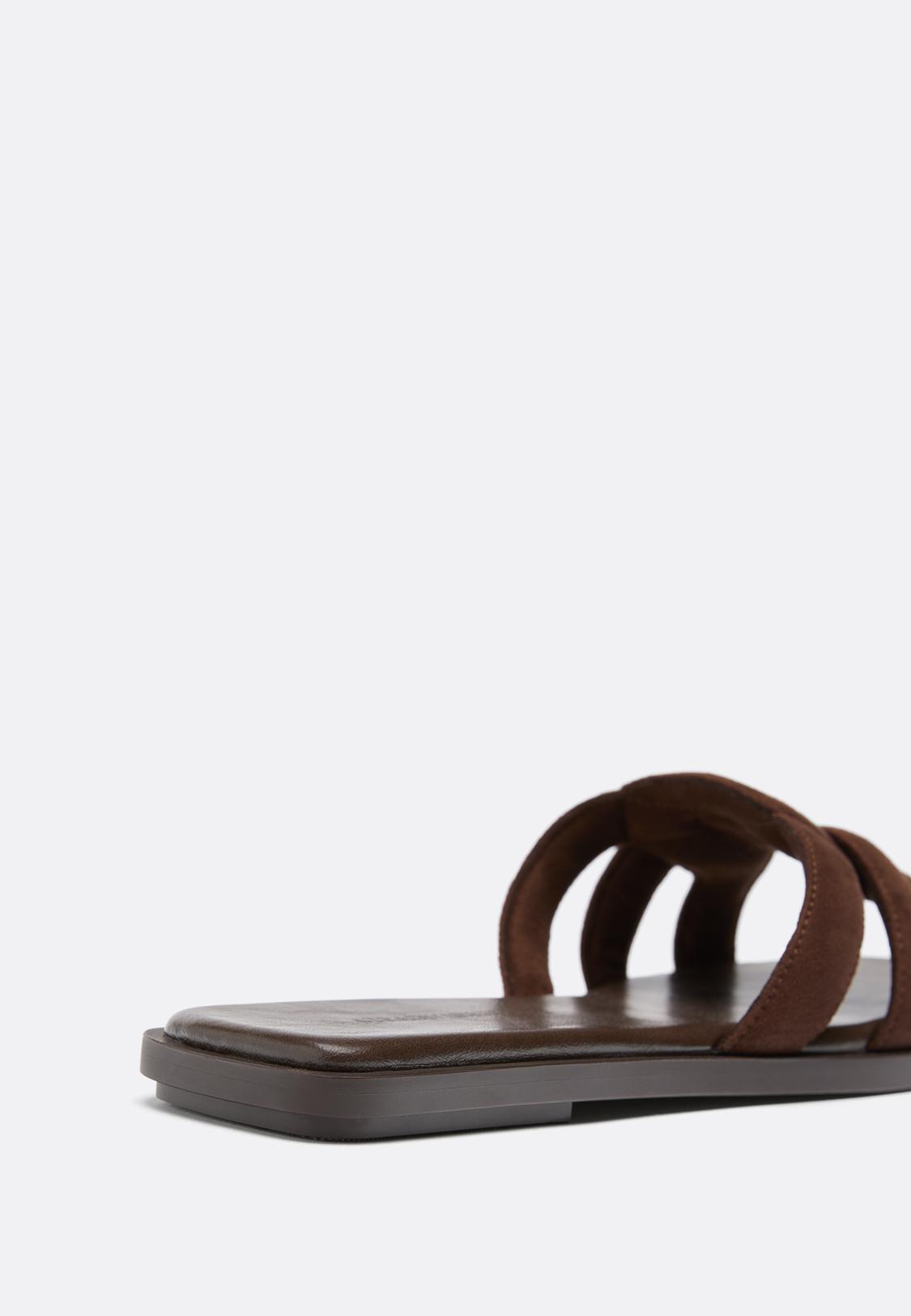 Flat leather effect sandals - Women's fashion | Stradivarius United Kingdom