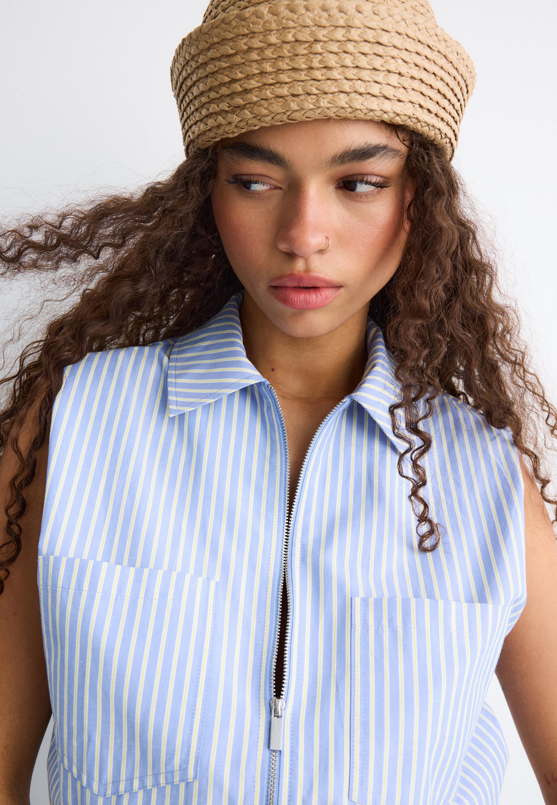 Sleeveless balloon zip shirt — Blue