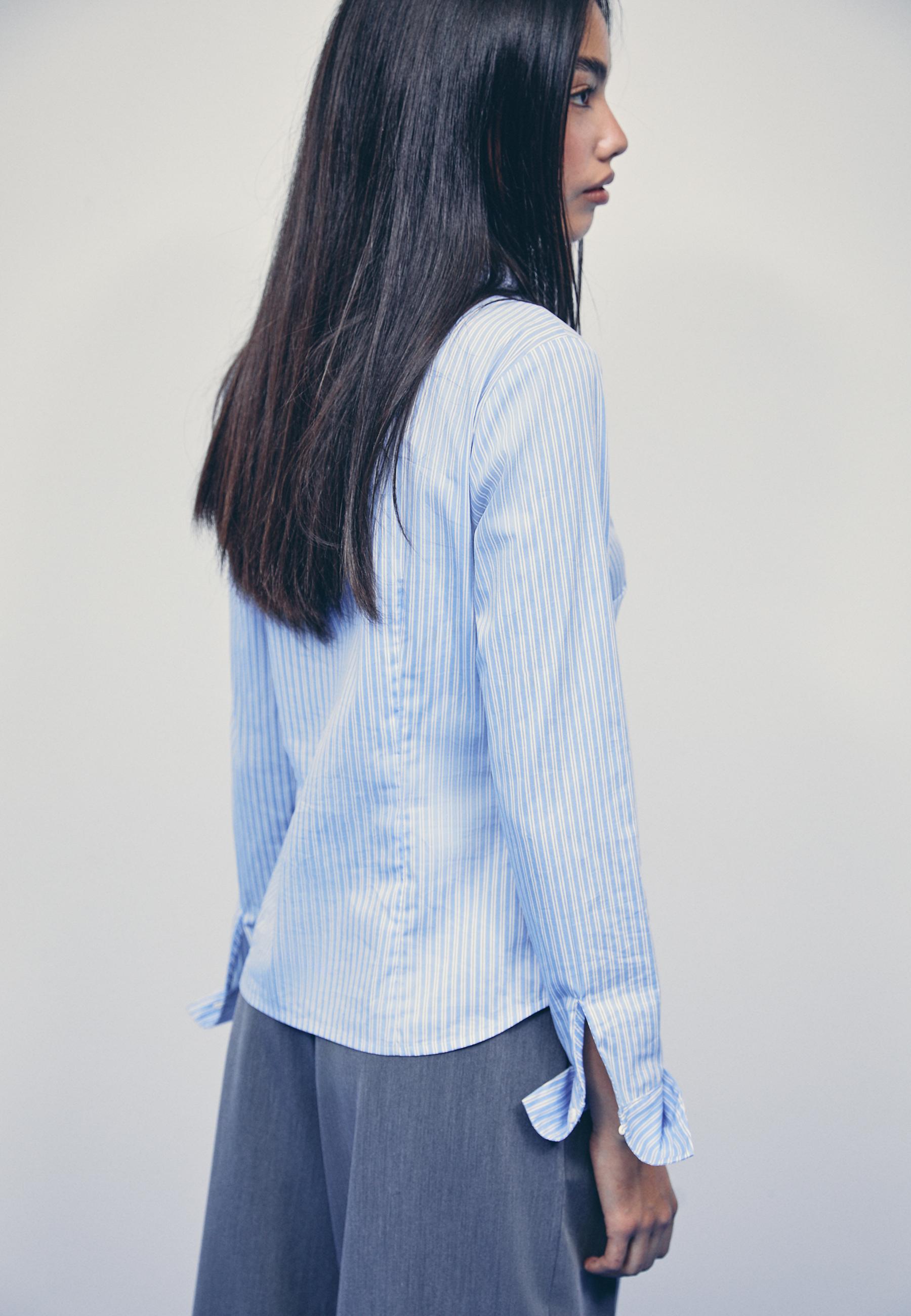 Basic striped fitted shirt — Sky blue