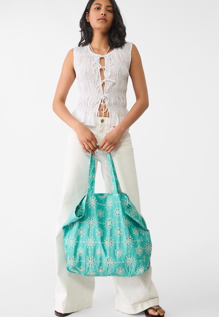 bolso tejido bordado