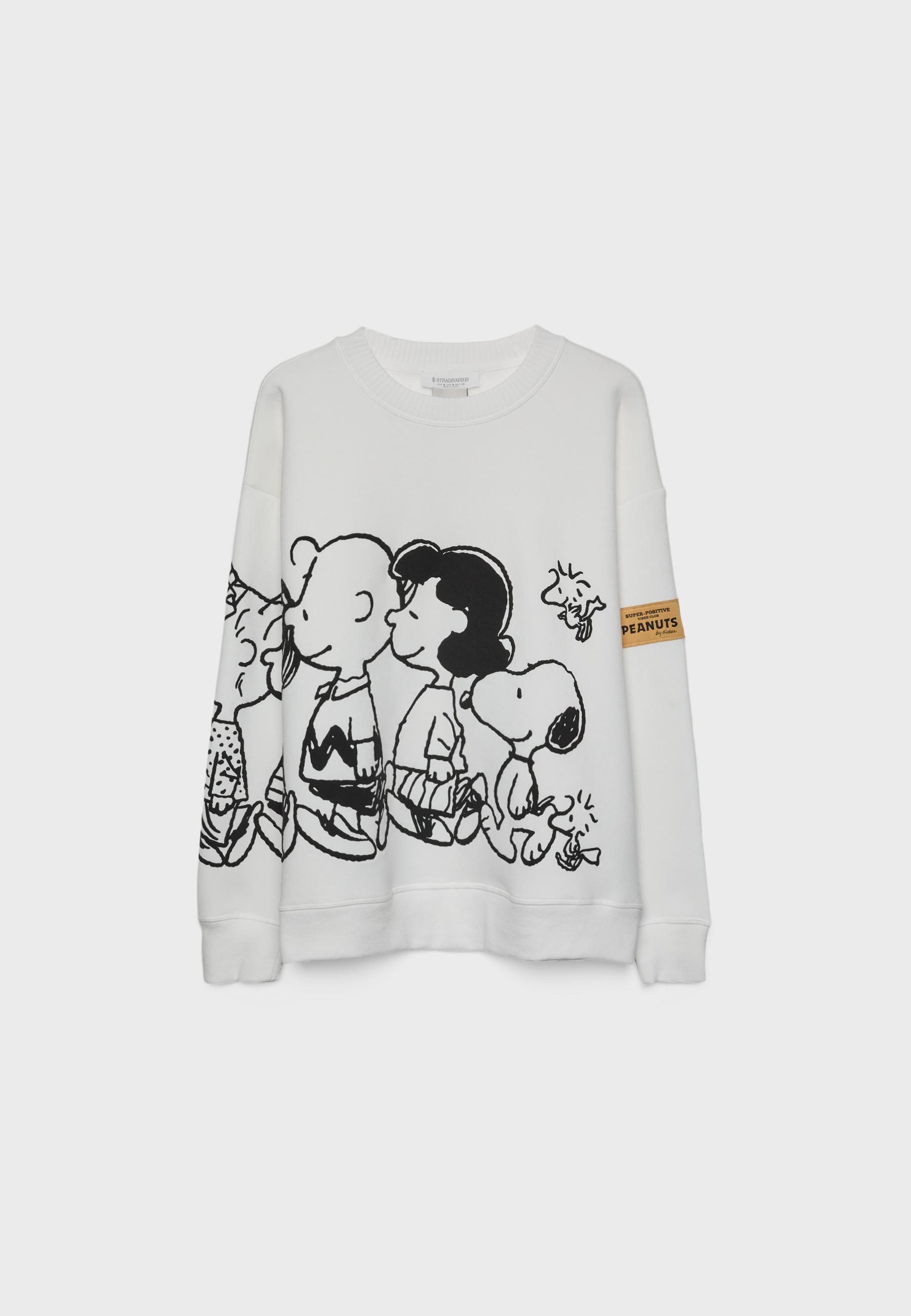 Peanuts Women's and Women's Plus Snoopy Quarter Zip Fleece