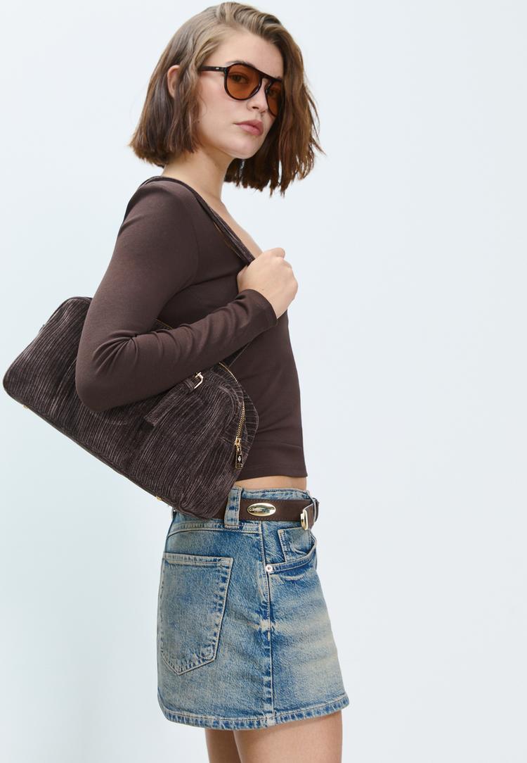 textured bowling bag