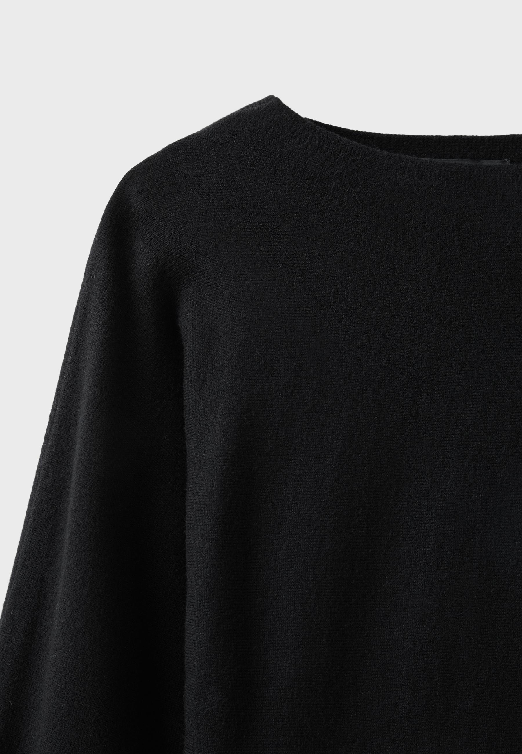 Stand collar knit jumper with kimono sleeves — Black