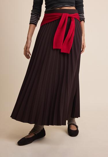 Pleated maxi skirt — Brown 3
