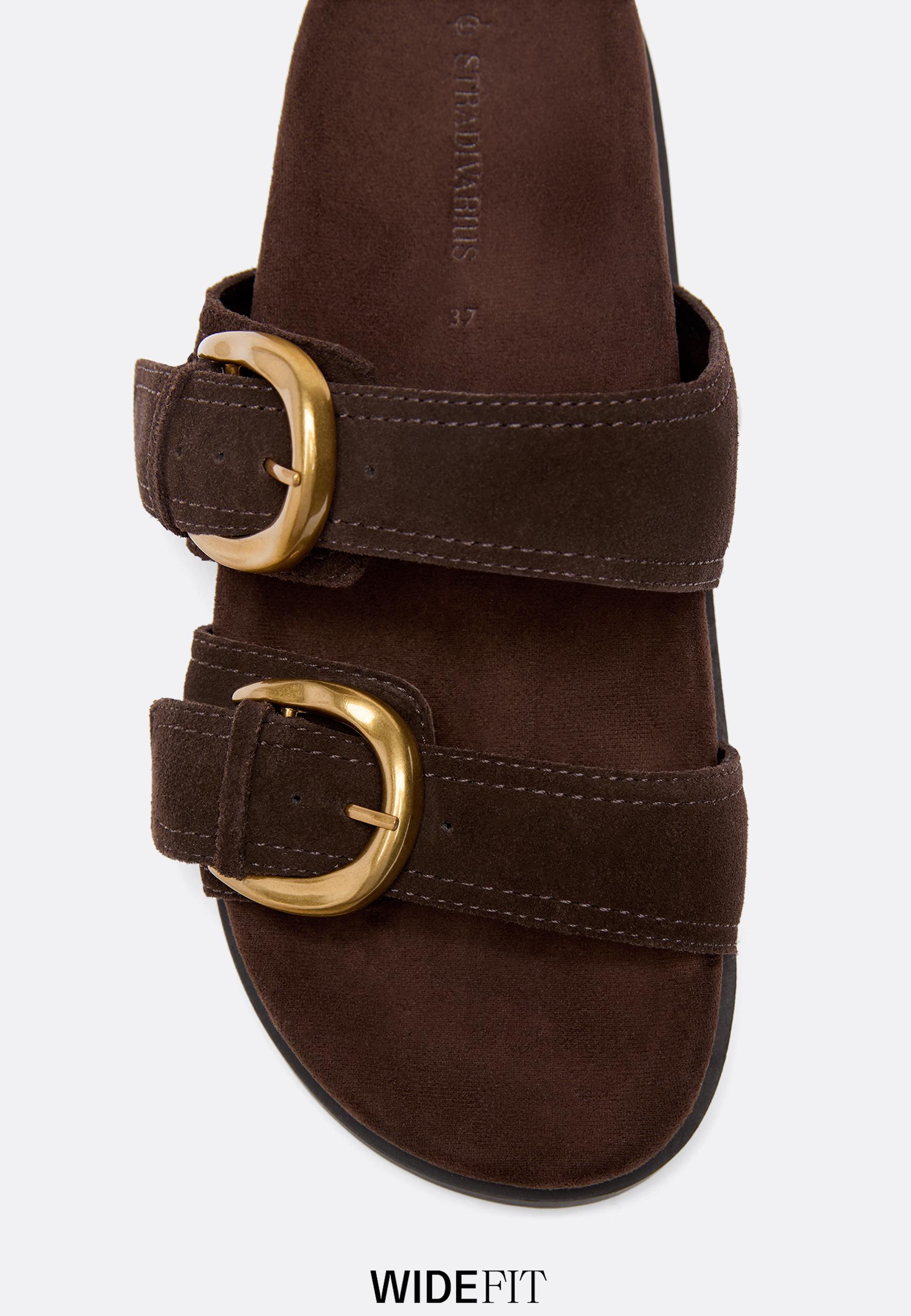 WIDE FIT. Flat leather buckle sandals — BROWN