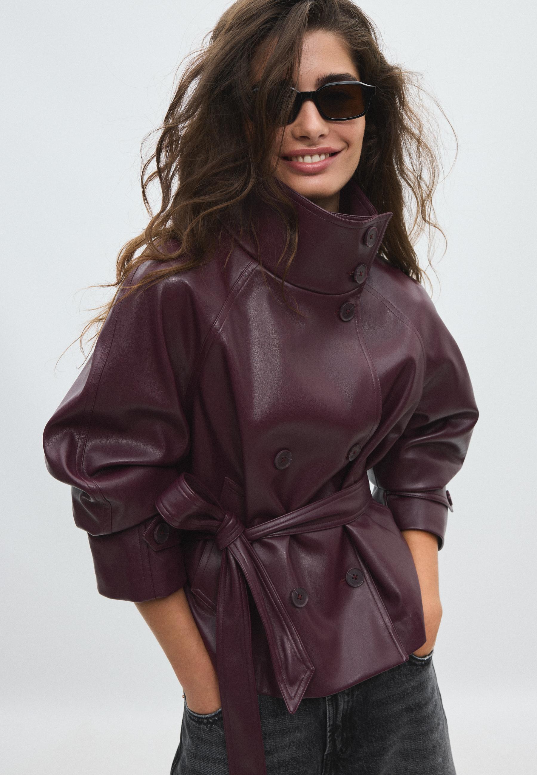 Stradivarius Trench Με Ψηλό Γιακά Και Όψη Δέρματος Μωβ L