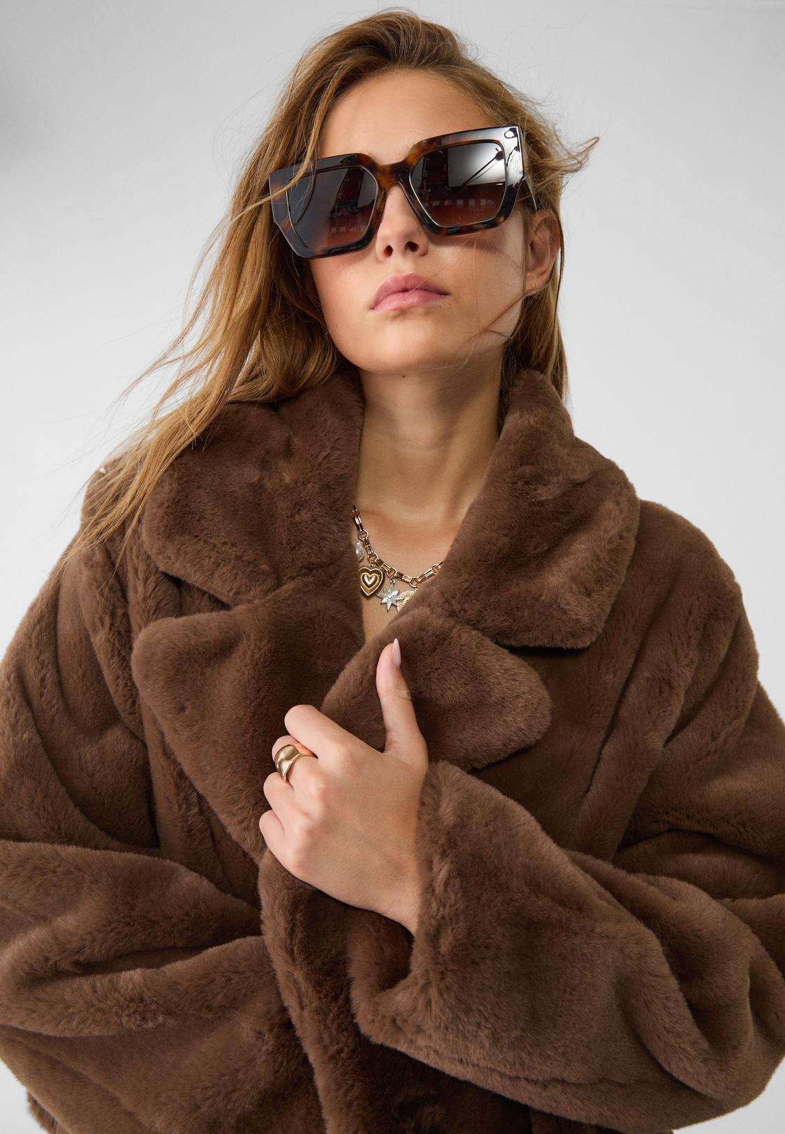 Stradivarius Veste Doudoune Poil Sans Manche Stradivarius Veste