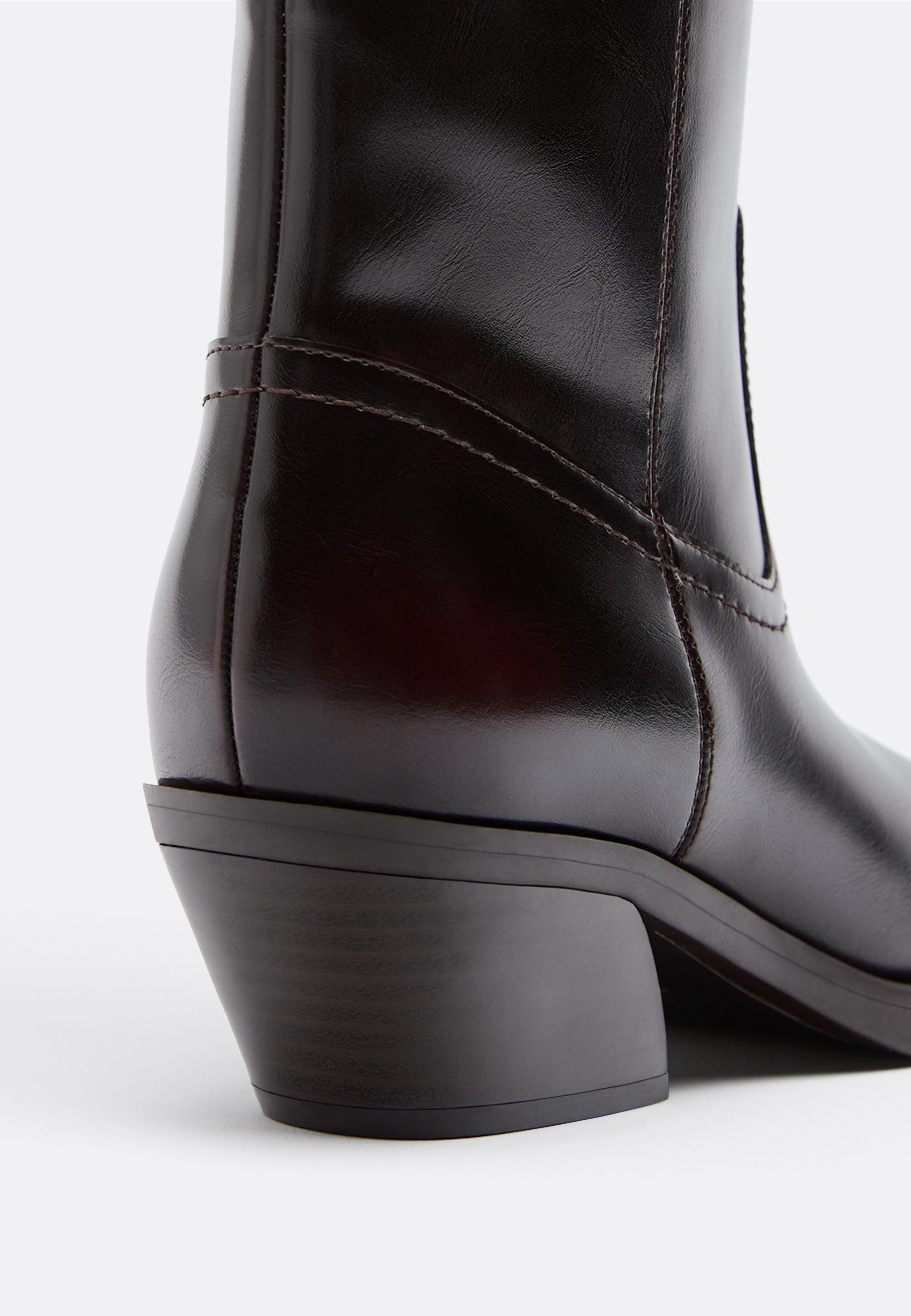 Brown plain shaft cowgirl boots — BURGUNDY